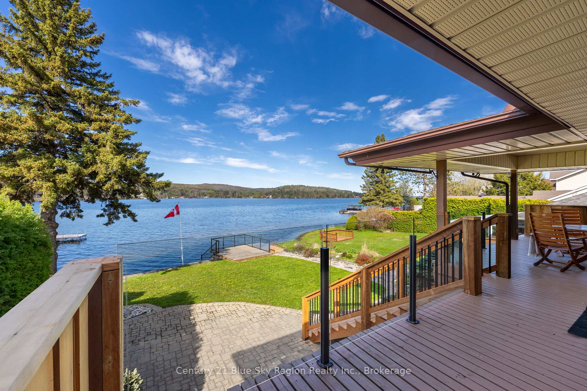 204 Lakeside Drive, North Bay — photo 4 of 5