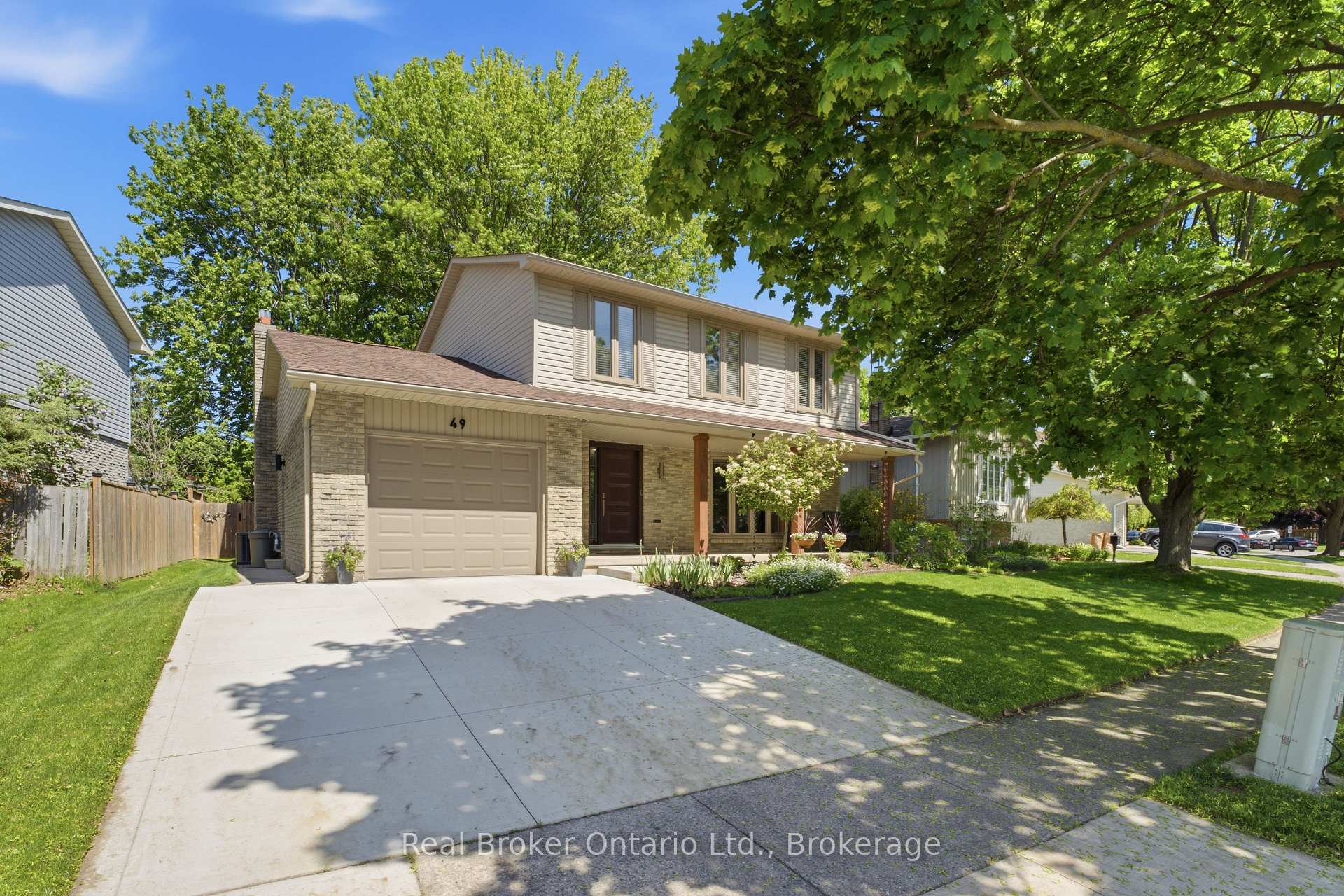 49 Greenfield Road, Brantford, ON N3R 6Z4 — Brantford, Ontario