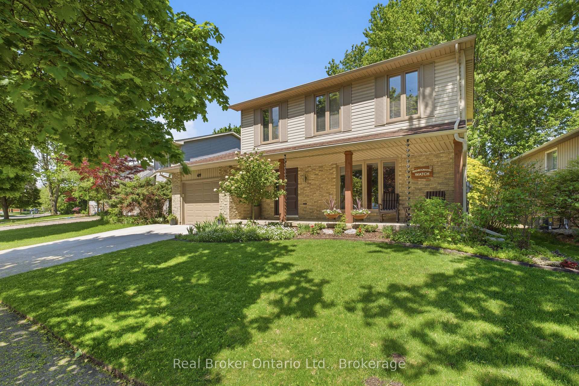 49 Greenfield Road, Brantford — photo 2 of 5