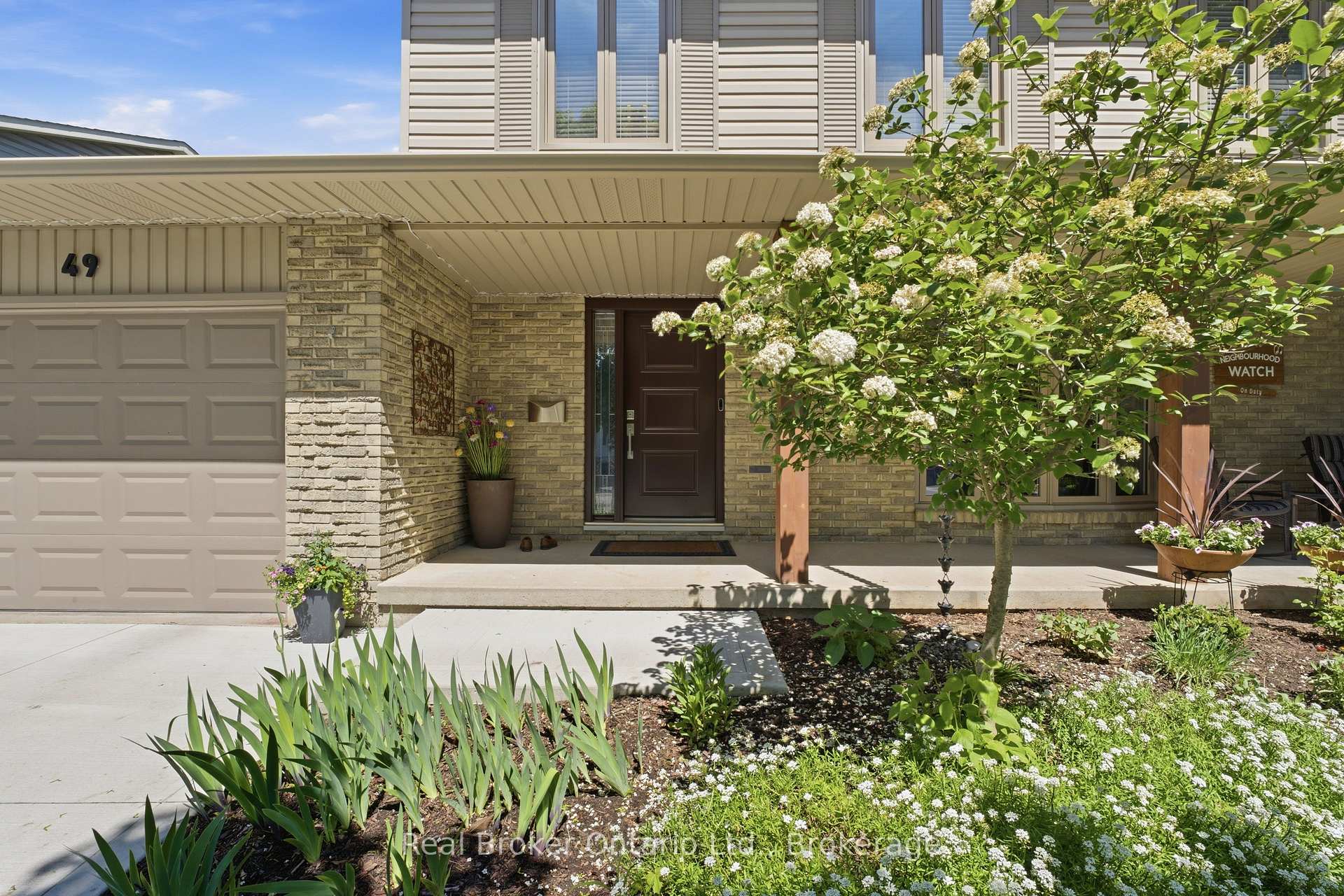 49 Greenfield Road, Brantford — photo 3 of 5