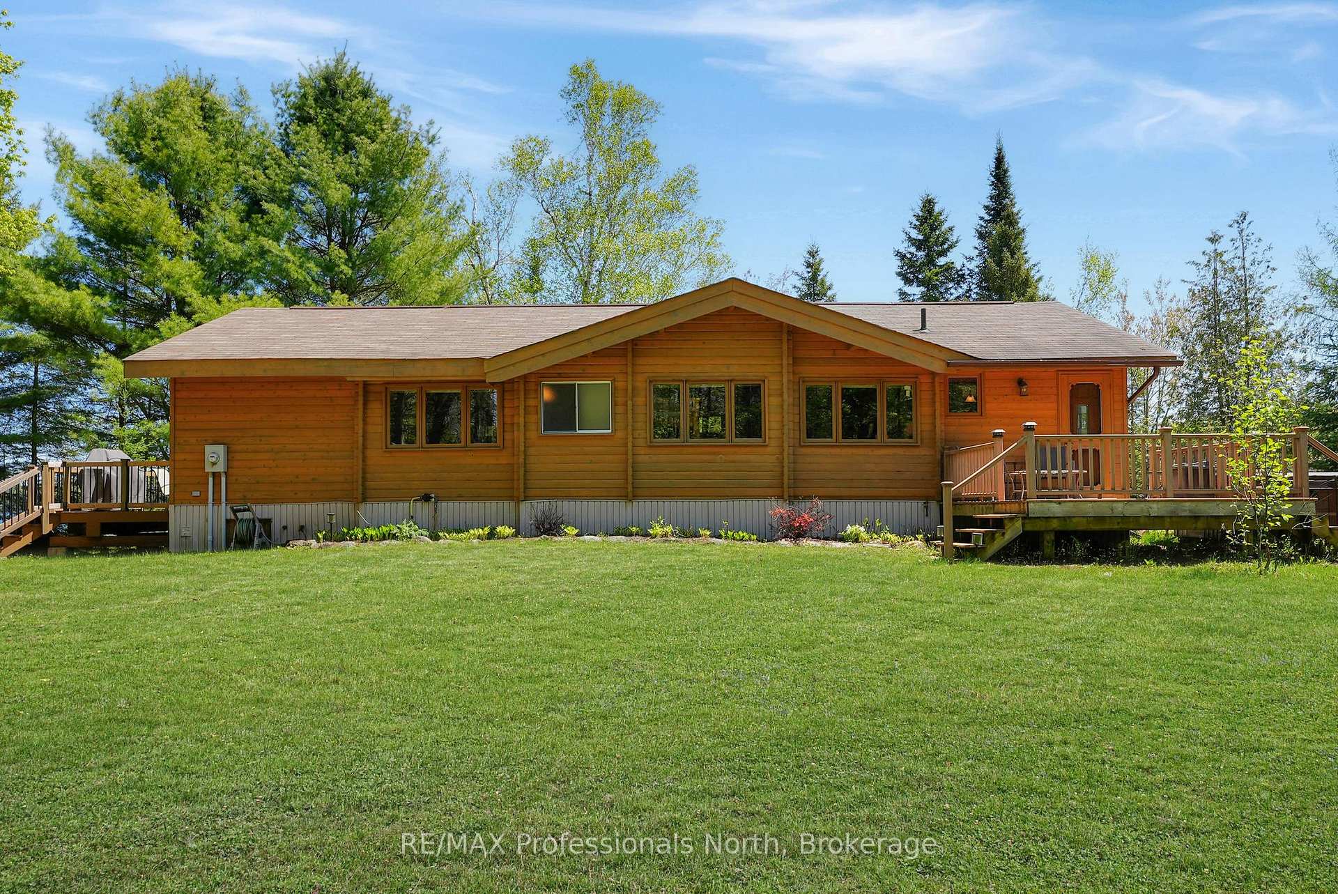1366 Hospitality Road, Minden Hills, ON K0M 2K0 — Minden Hills, Ontario
