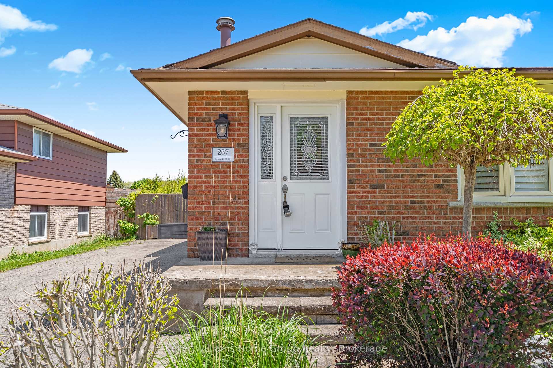 267 Bakersfield Drive, Cambridge — photo 3 of 5
