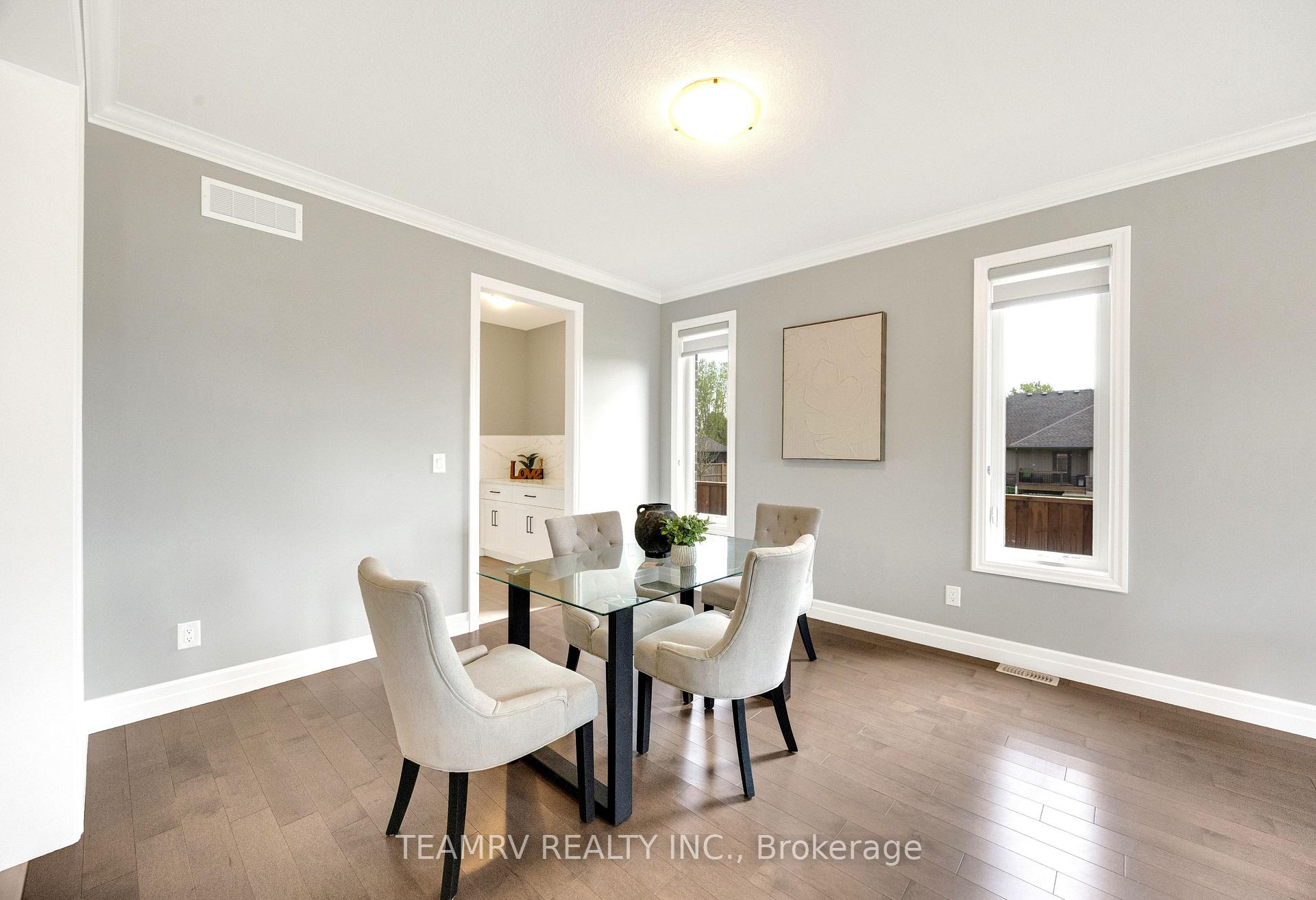 8 Sycamore Drive, Tillsonburg — photo 5 of 5