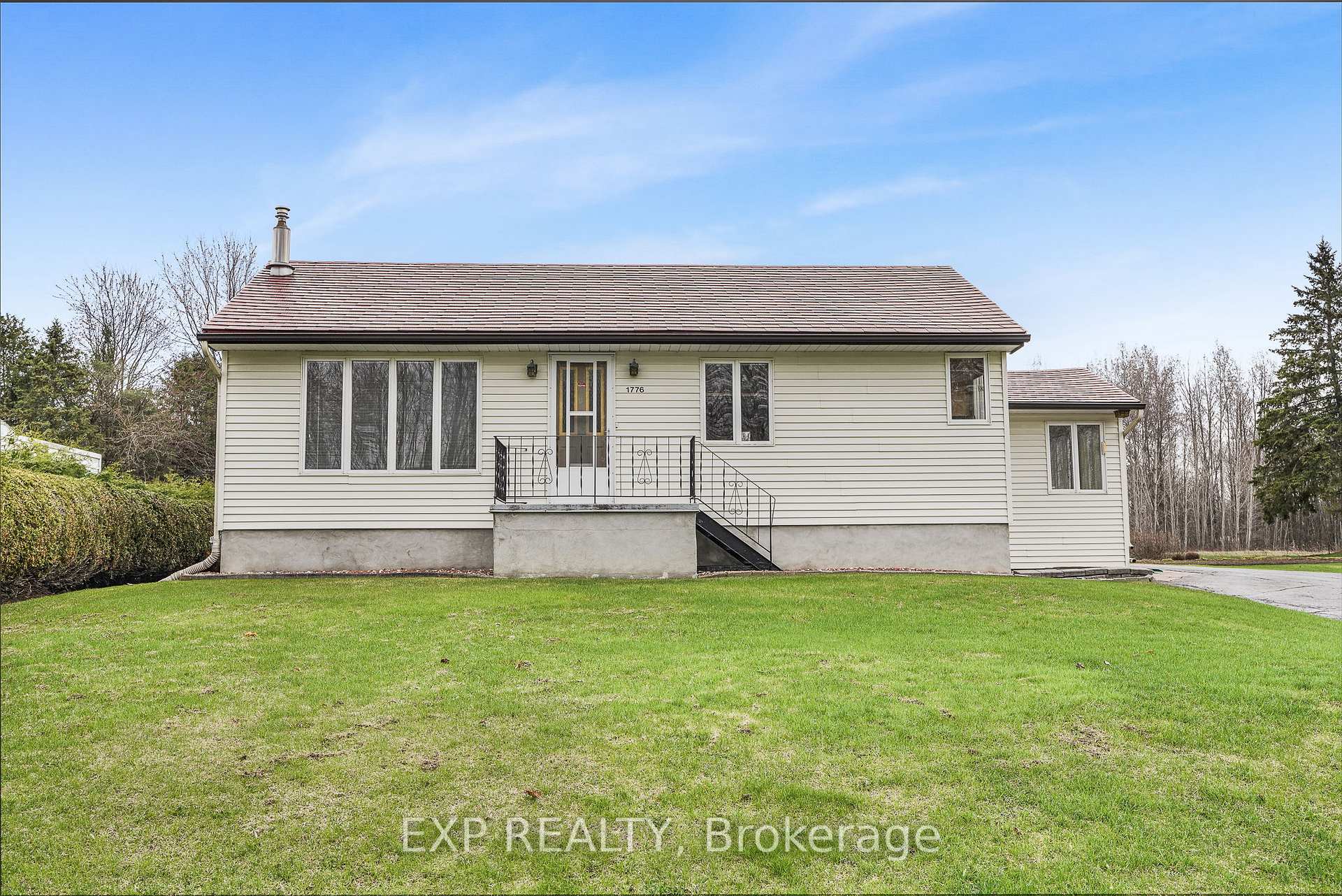 1776 Labonte Street, Clarence-Rockland, ON K0A 1N0 — Clarence-Rockland, Ontario