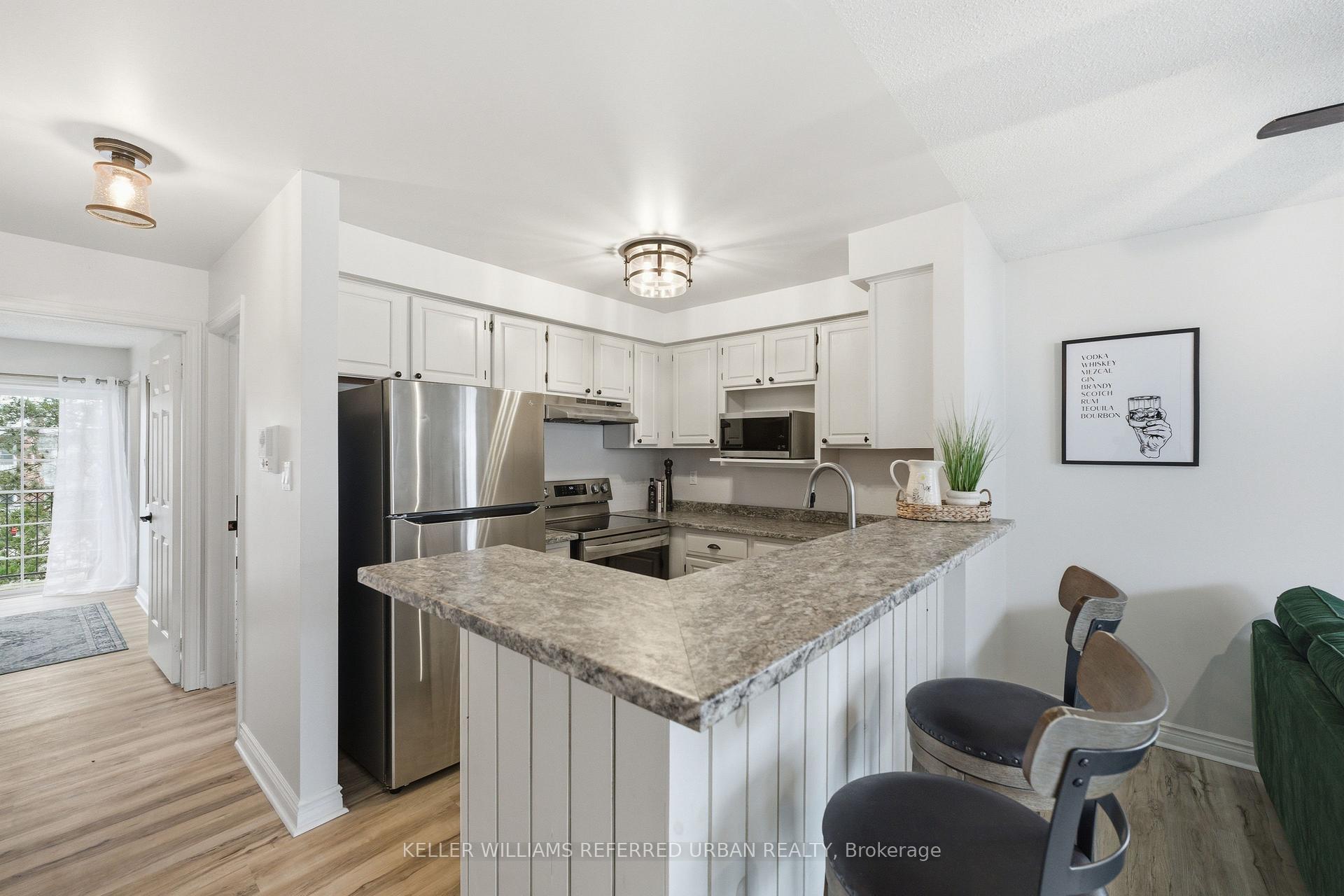 182 D'Arcy Street 205D, Cobourg — photo 4 of 5