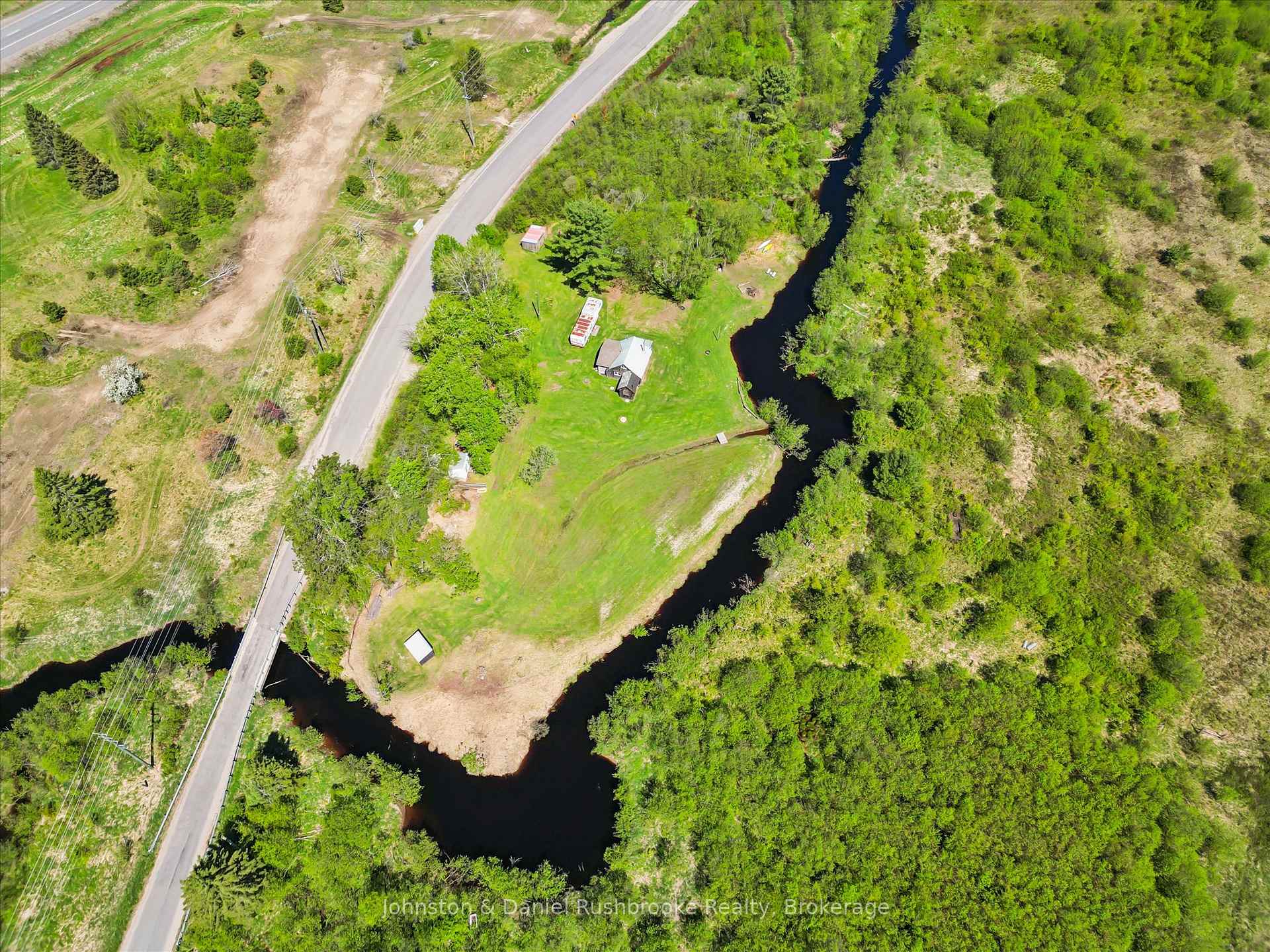 68 Rowanwood Road, Huntsville — photo 4 of 5