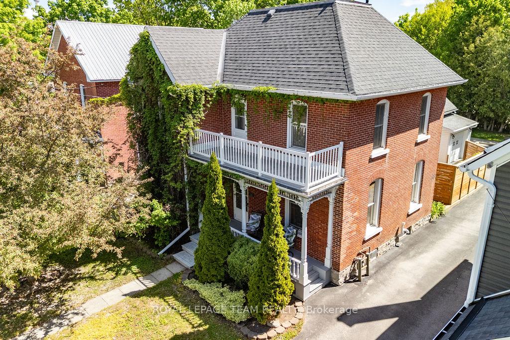 241 John Street N, Arnprior — photo 3 of 5