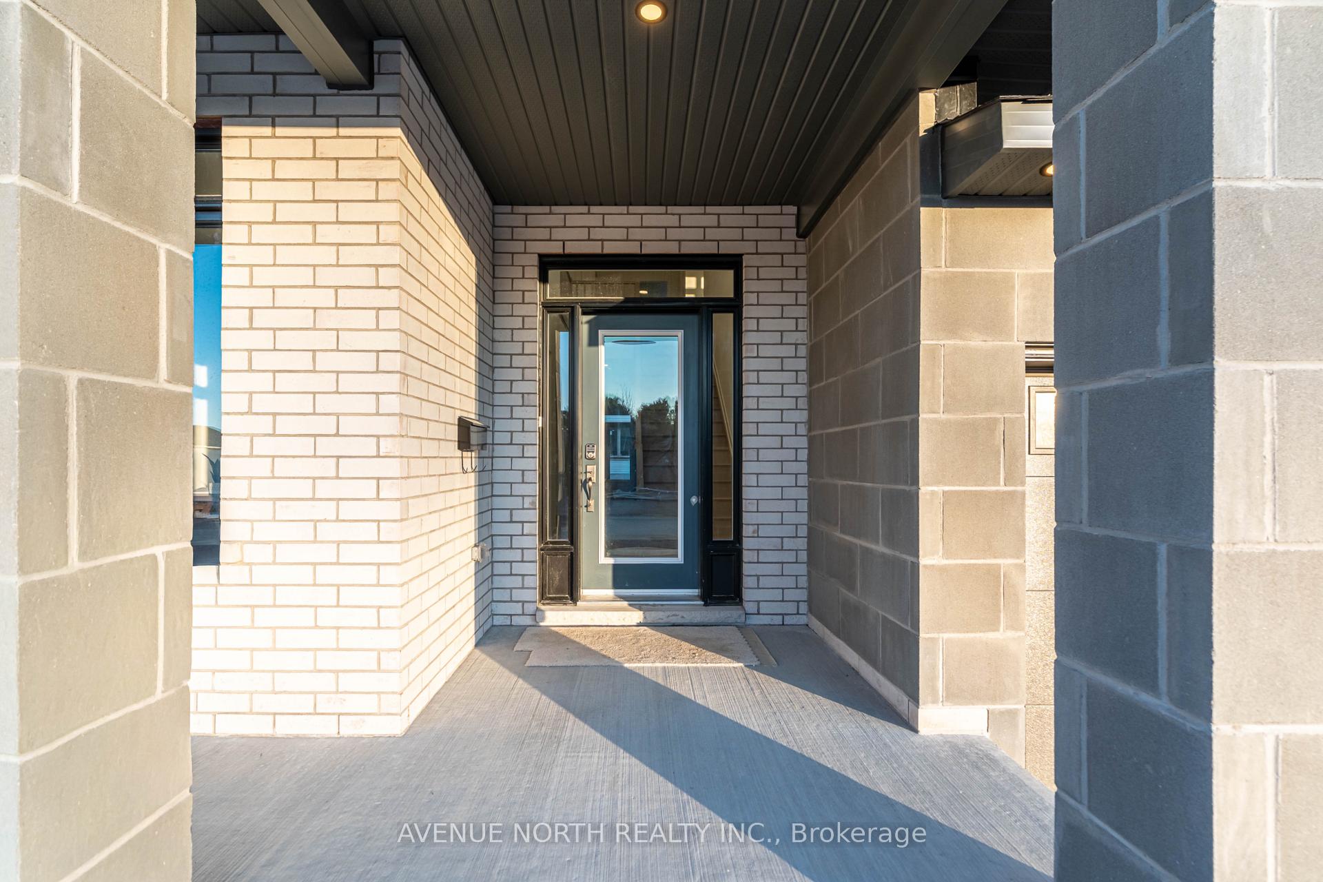 1729 Rotterdam Circle, Kanata — photo 2 of 5