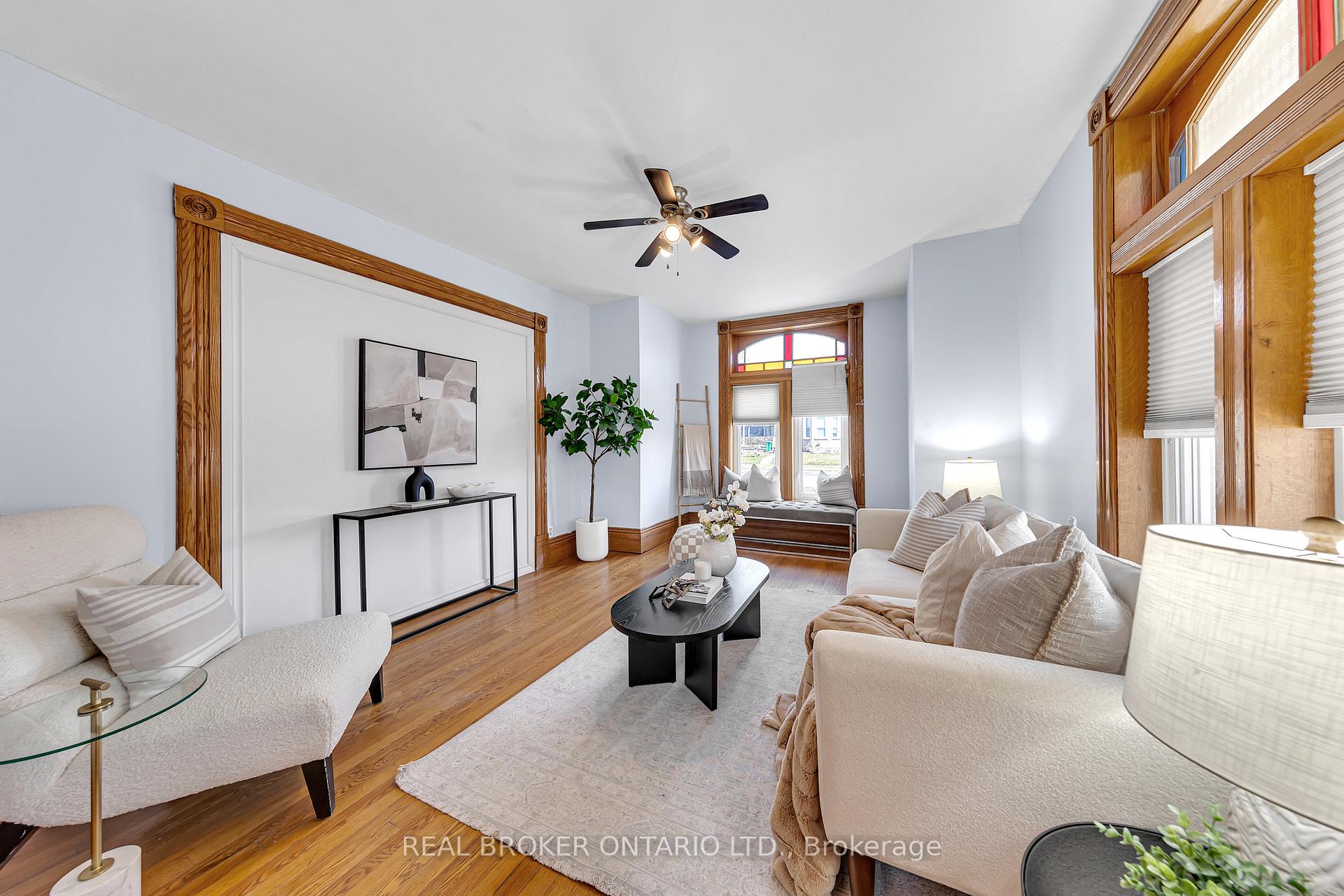 52 Victoria Avenue N MAIN, Peterborough, ON K9H 4W1 — Peterborough, Ontario