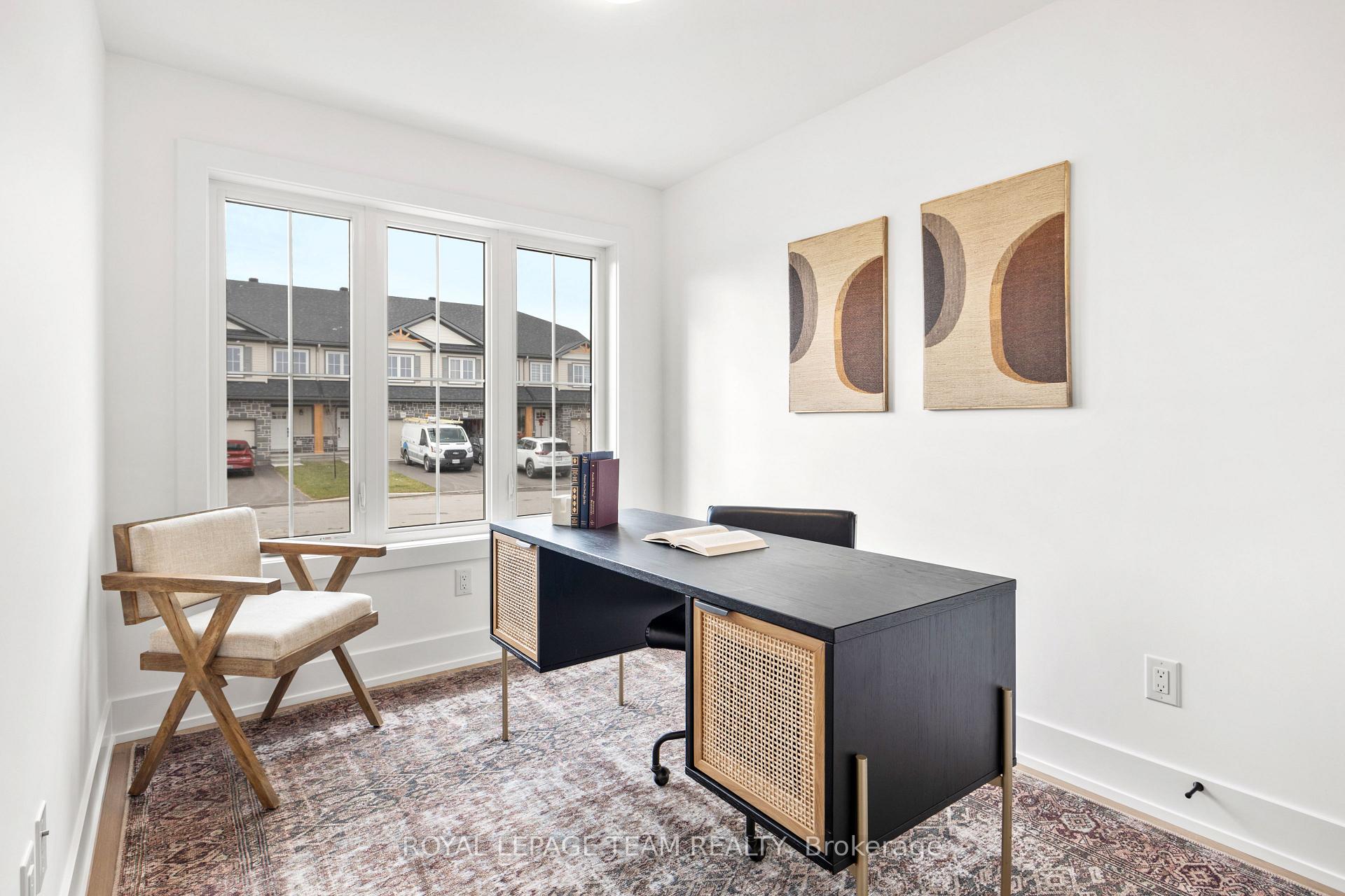 52 Whitcomb Crescent, Smiths Falls — photo 3 of 5
