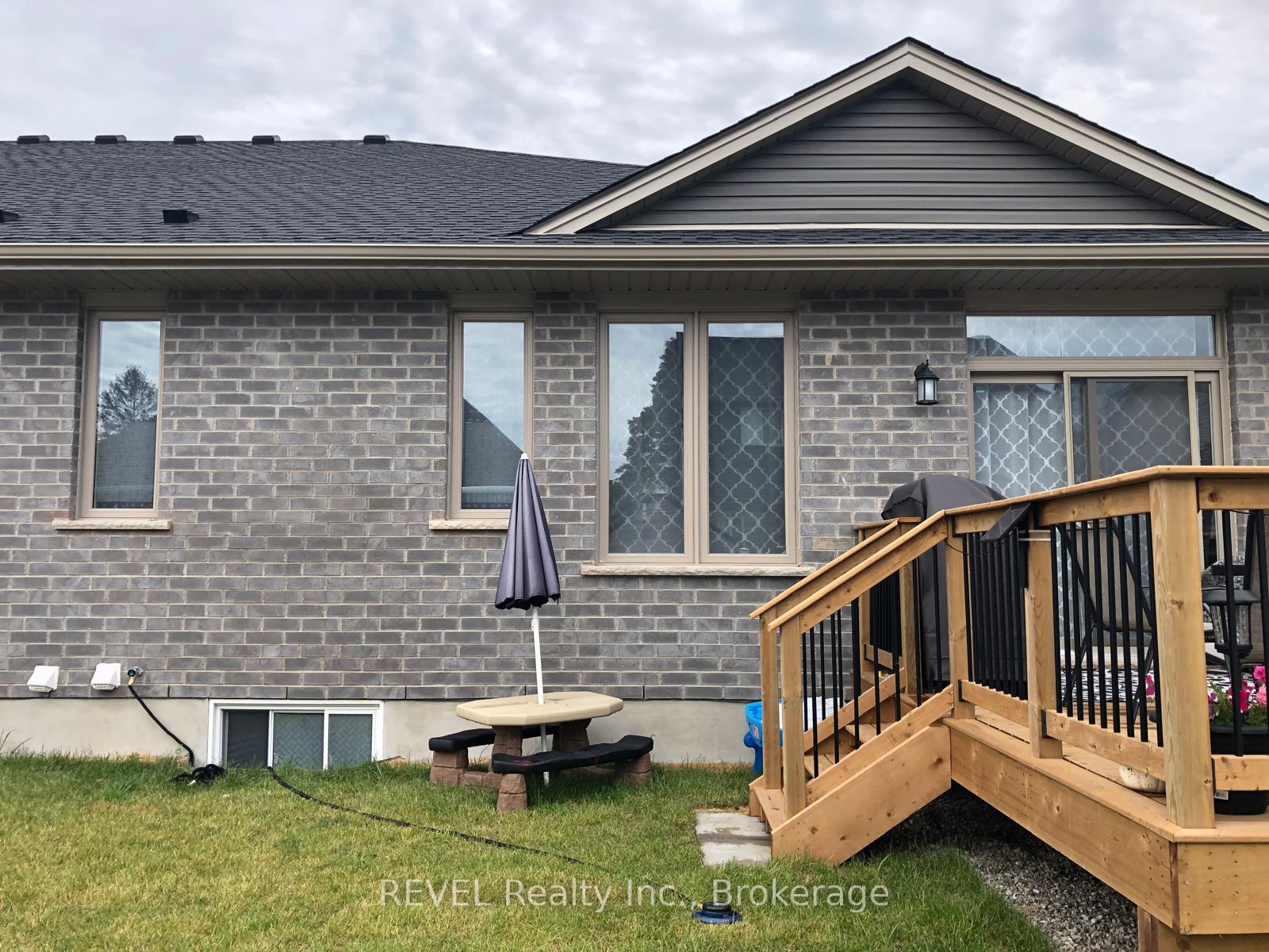 155 Denrich Avenue, Tillsonburg — photo 3 of 3