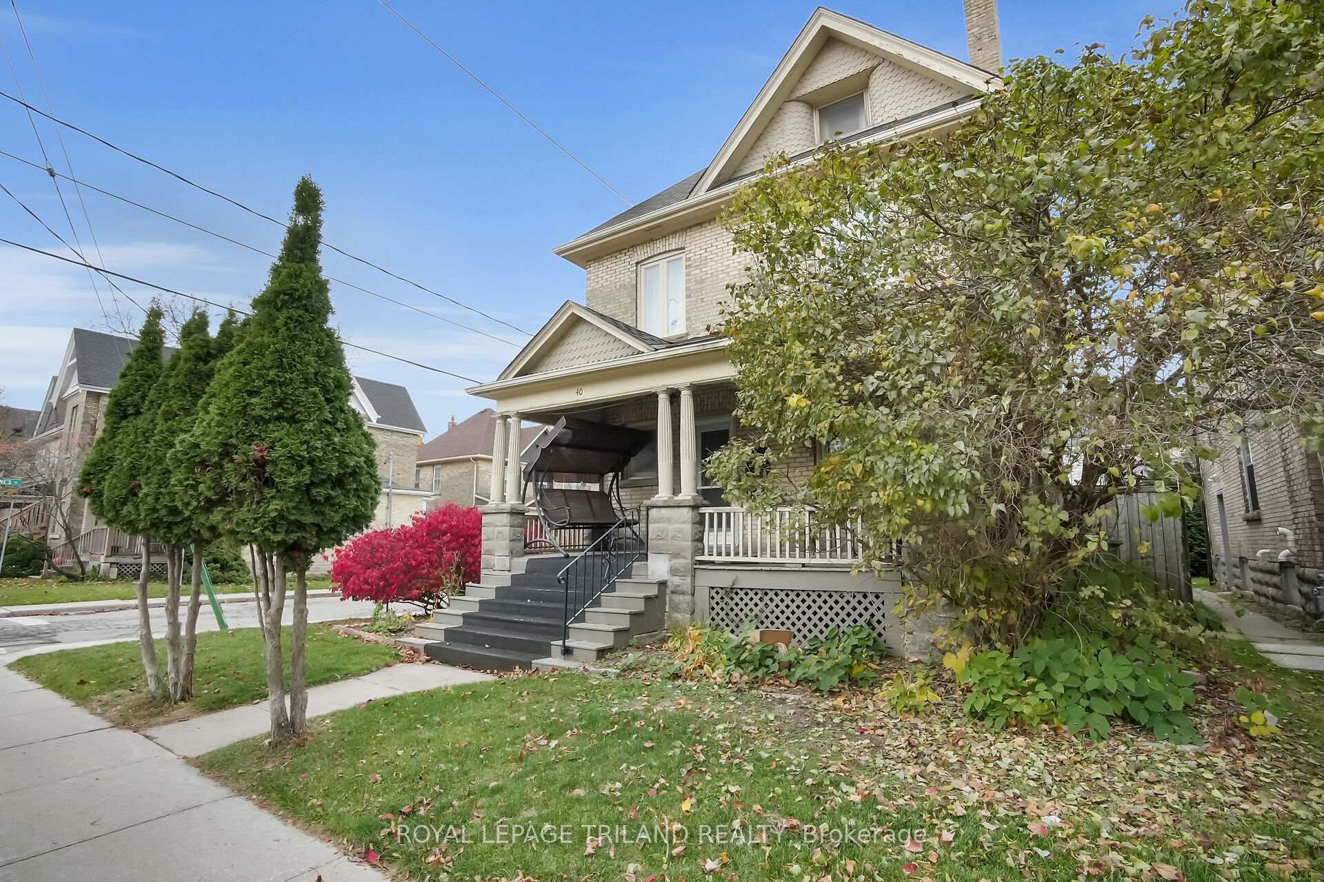 40 Metcalfe Street, St. Thomas — photo 2 of 5
