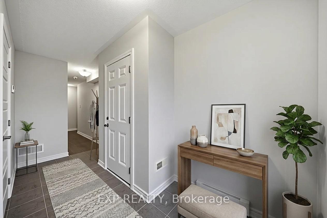 359 Sweetfern Crescent, Orleans - Cumberland and Area — photo 2 of 5