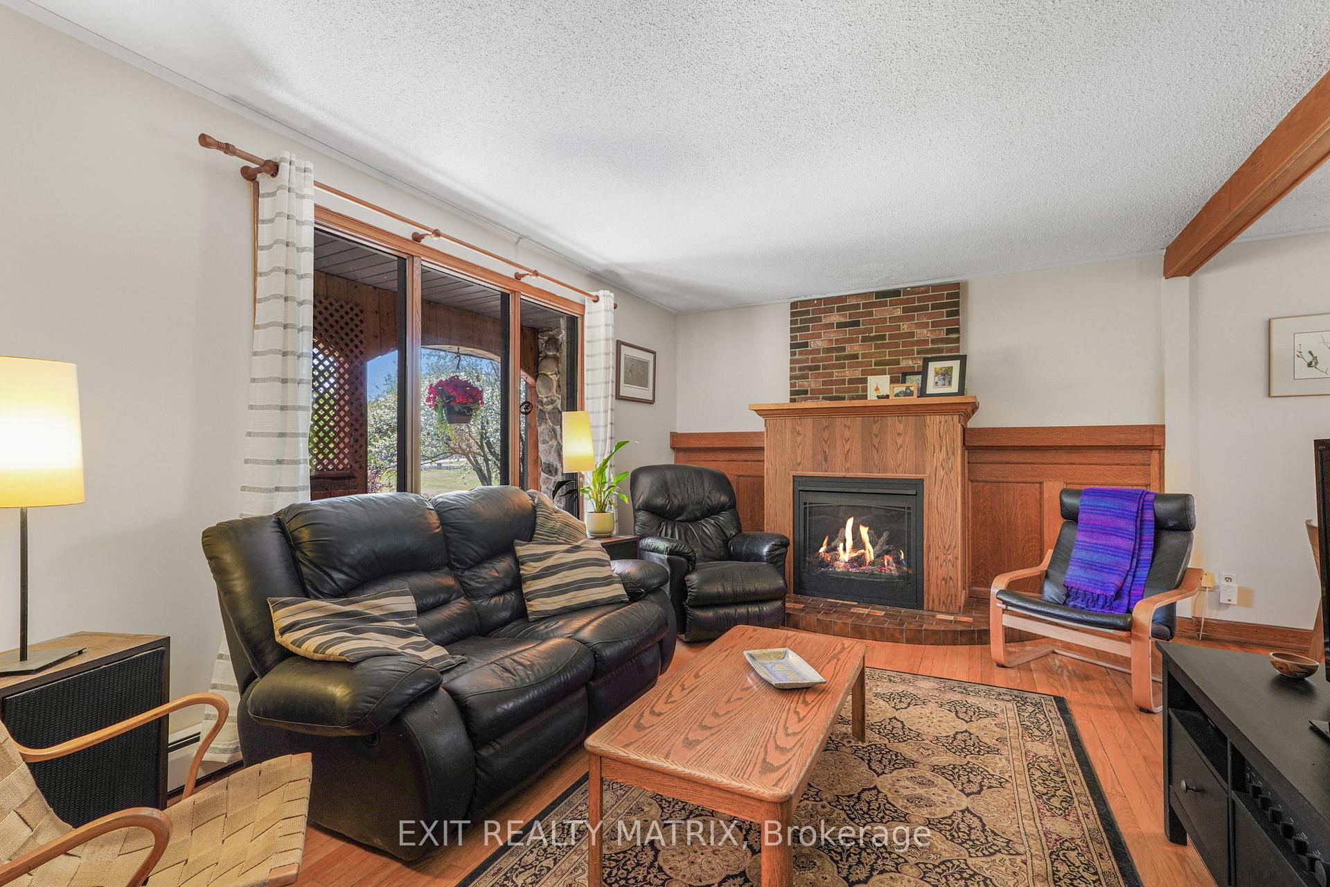 6416 Saumure Road, Orleans - Cumberland and Area — photo 5 of 5