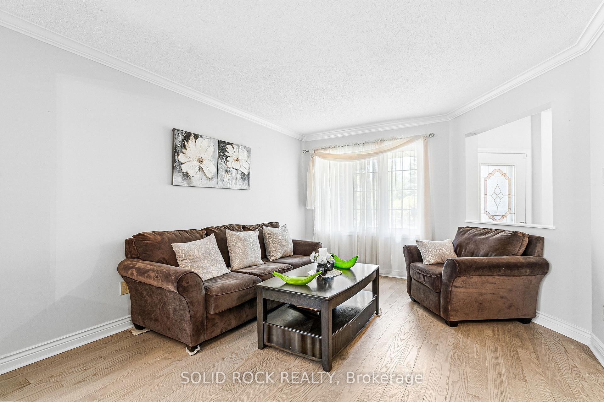 30 Rowe Drive, Kanata — photo 5 of 5