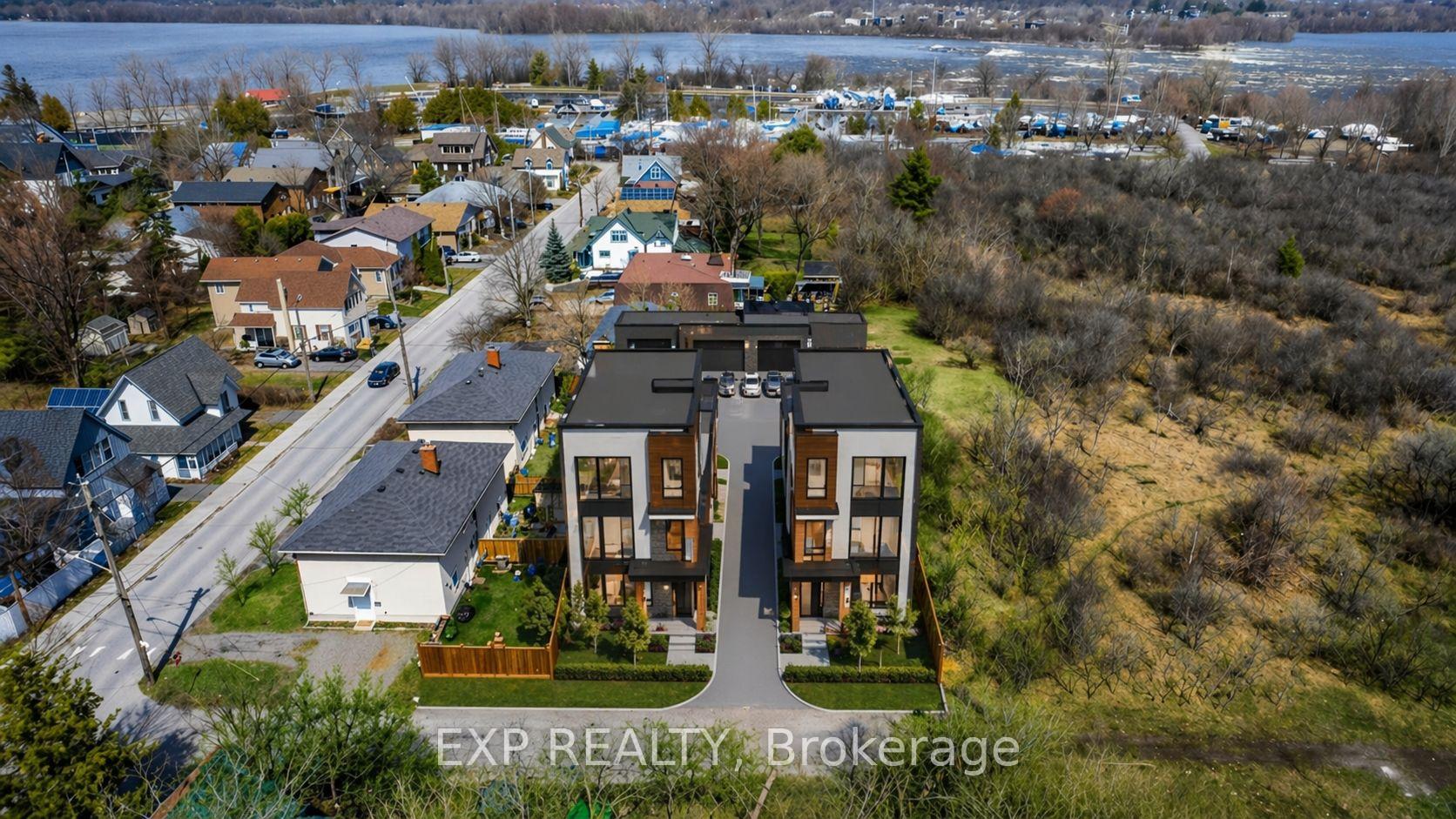 2723 Rowatt Street, Britannia - Lincoln Heights and Area — photo 2 of 5