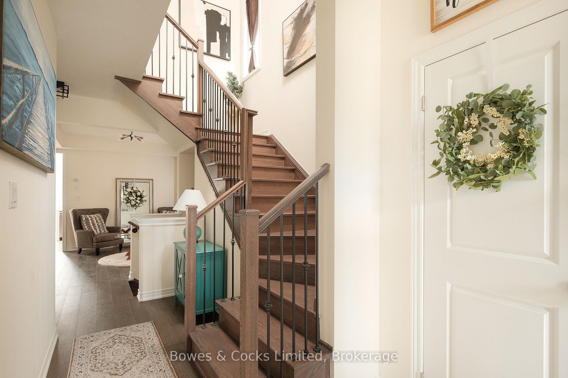 203 O'Neil Street, Peterborough — photo 3 of 5