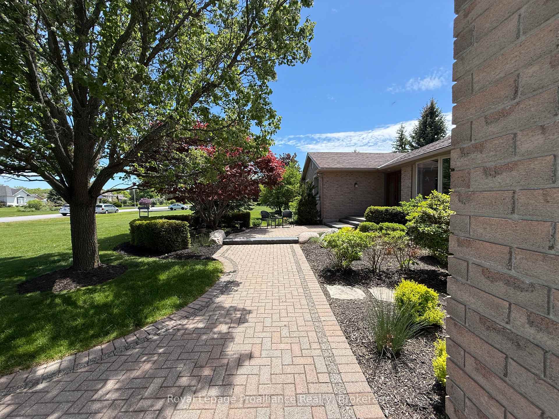 100 Bay Breeze Street, Prince Edward County — photo 3 of 5