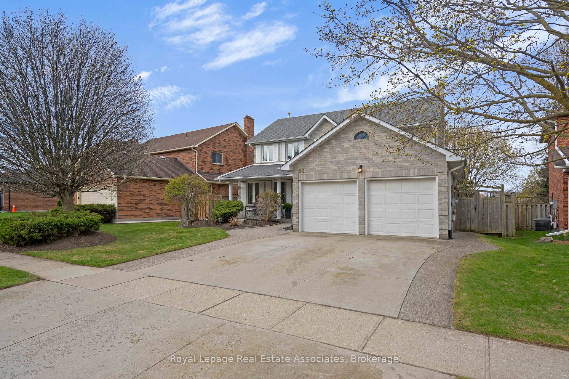 23 Handorf Drive, Cambridge — photo 3 of 5