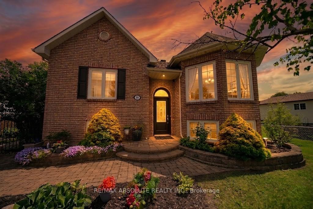 58 Albert Street, Russell — photo 2 of 5