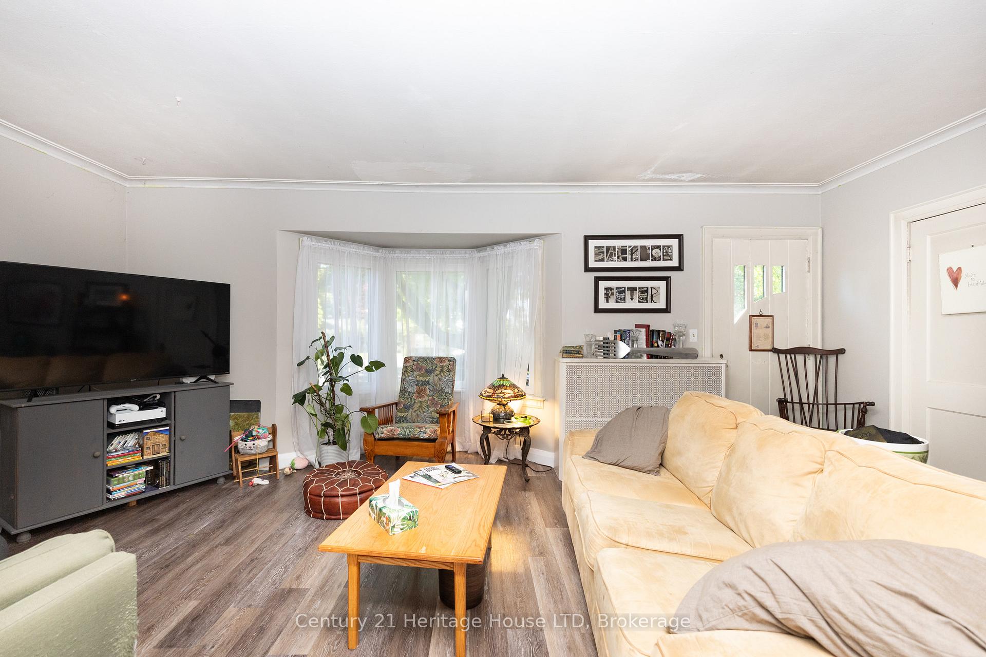 148 Gorham Road, Fort Erie — photo 3 of 5