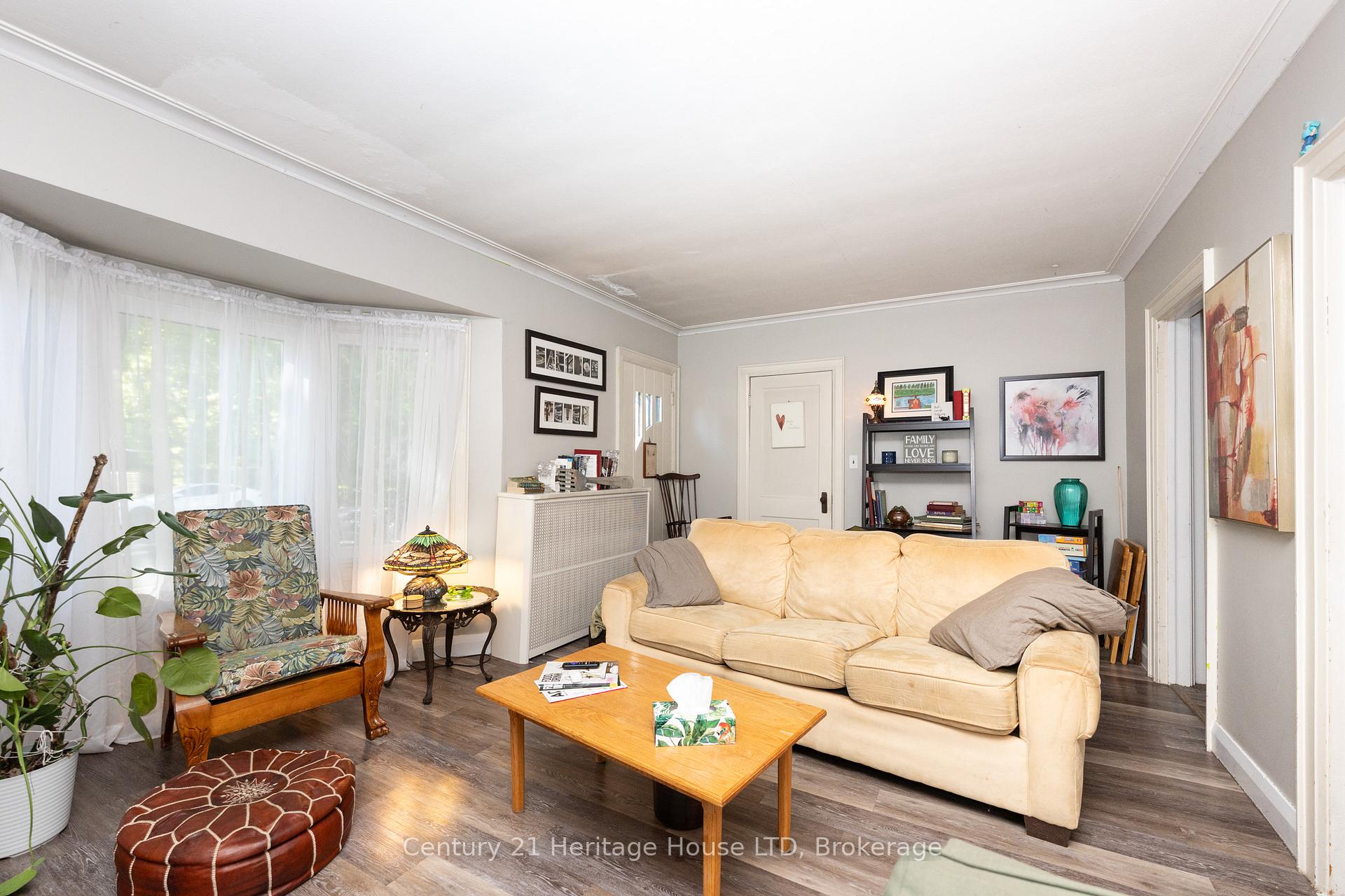148 Gorham Road, Fort Erie — photo 4 of 5