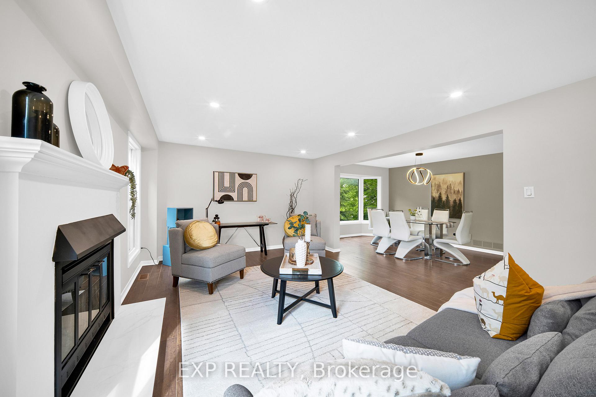 172 Centrepointe Drive, South of Baseline to Knoxdale — photo 5 of 5