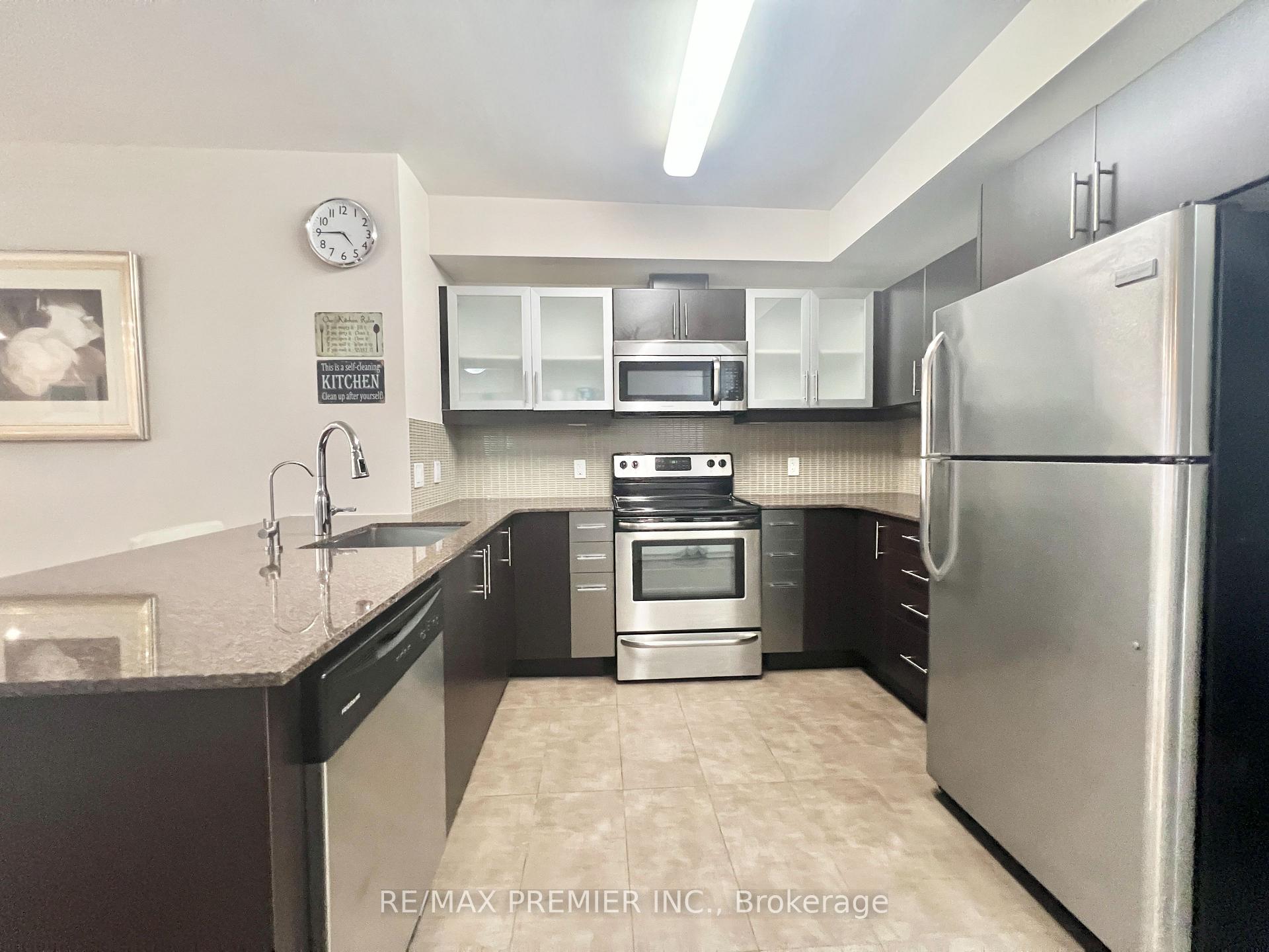 195 Besserer Street 202, Lower Town - Sandy Hill — photo 3 of 5