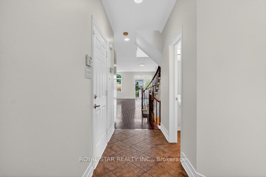 312 Parkin Circle, Blossom Park - Airport and Area — photo 4 of 5