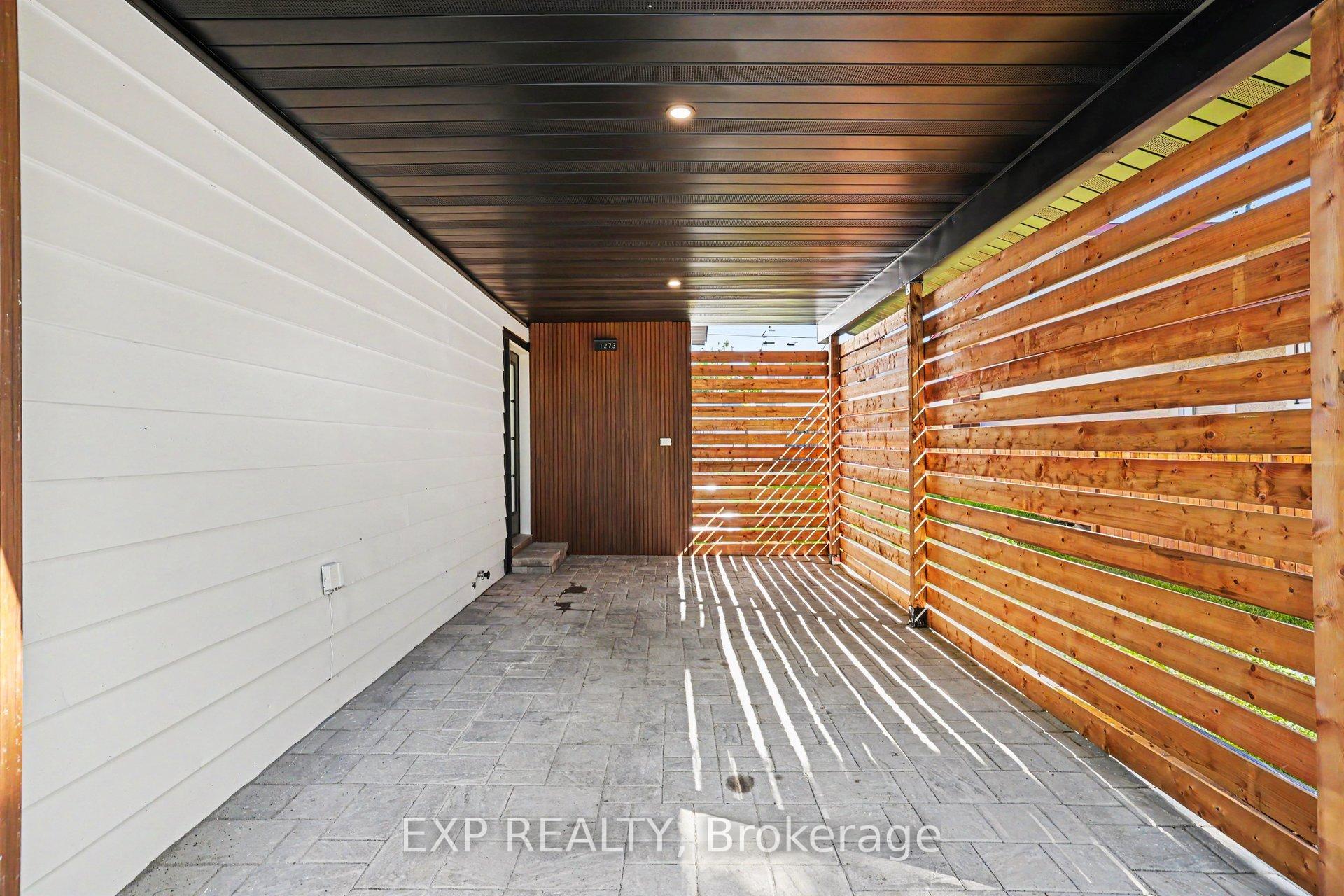 1273 Ridgemont Avenue, Hunt Club - South Keys and Area — photo 3 of 5