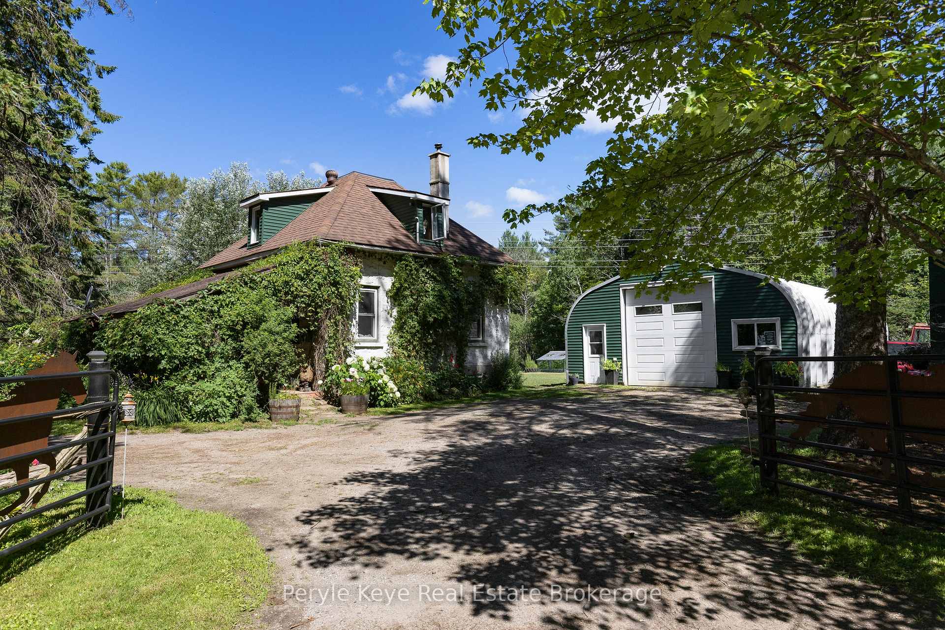 2322 Old Muskoka Road, Huntsville, ON P0B 1M0 — Huntsville, Ontario