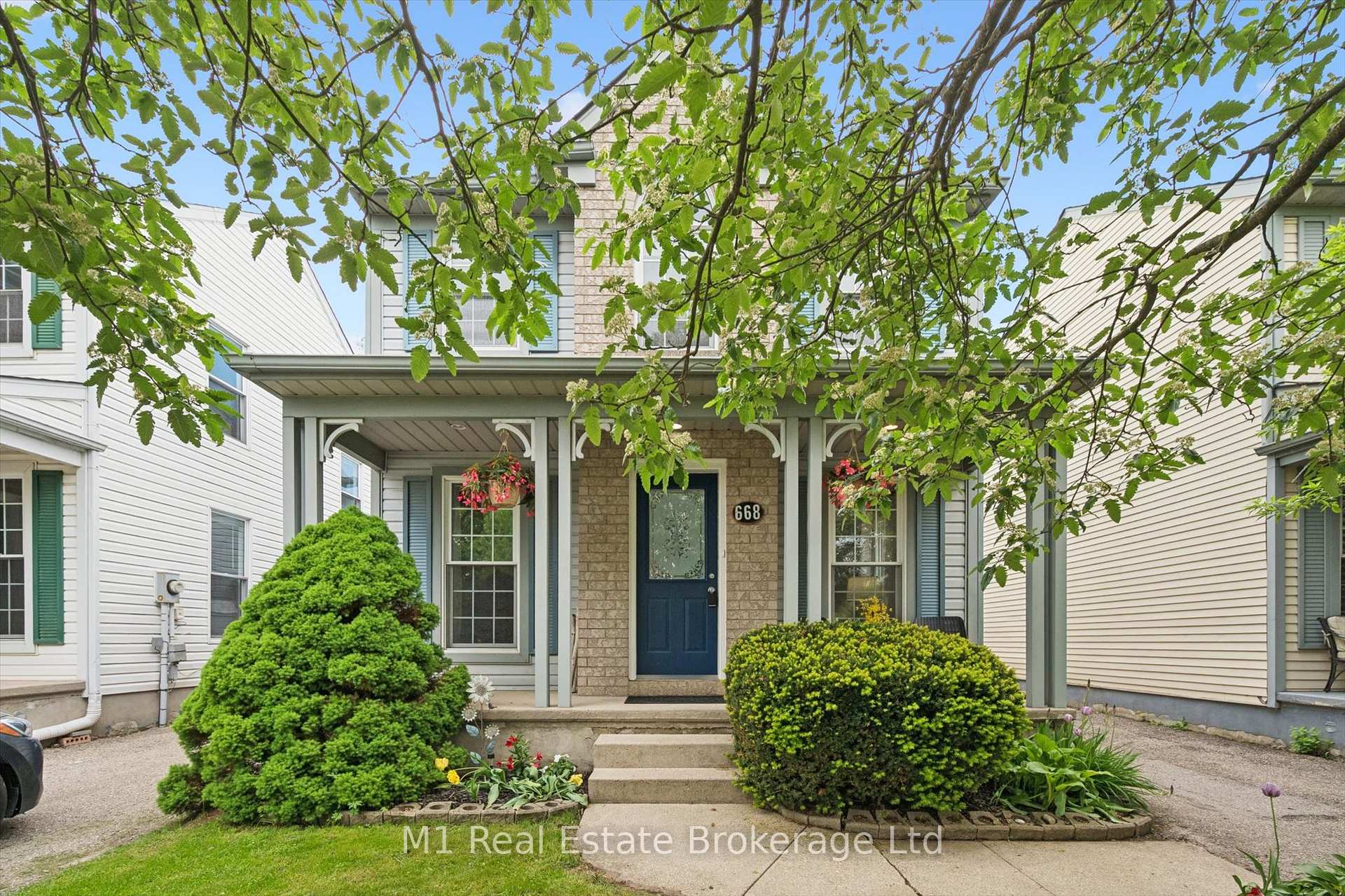 668 Jacob Lane, Waterloo, ON N2V 2G9 — Waterloo, Ontario