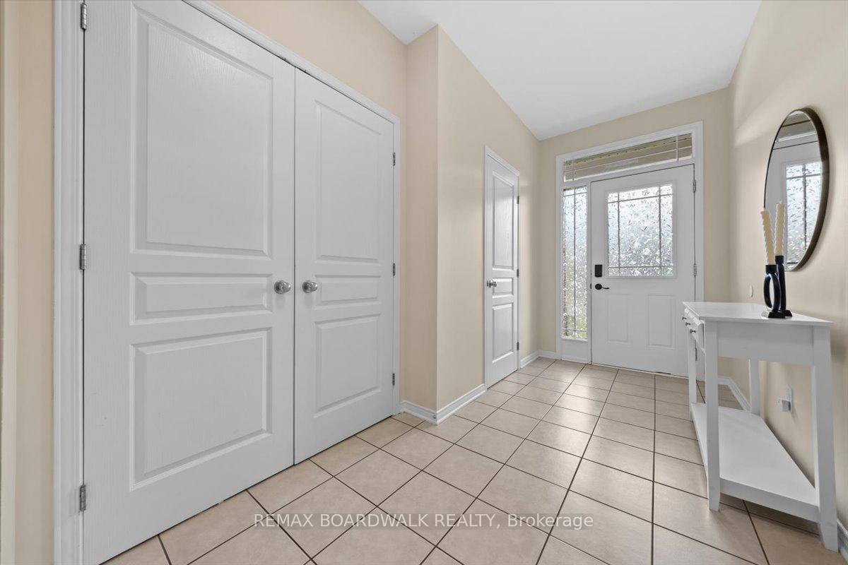 510 Pepperville Crescent, Kanata — photo 3 of 5