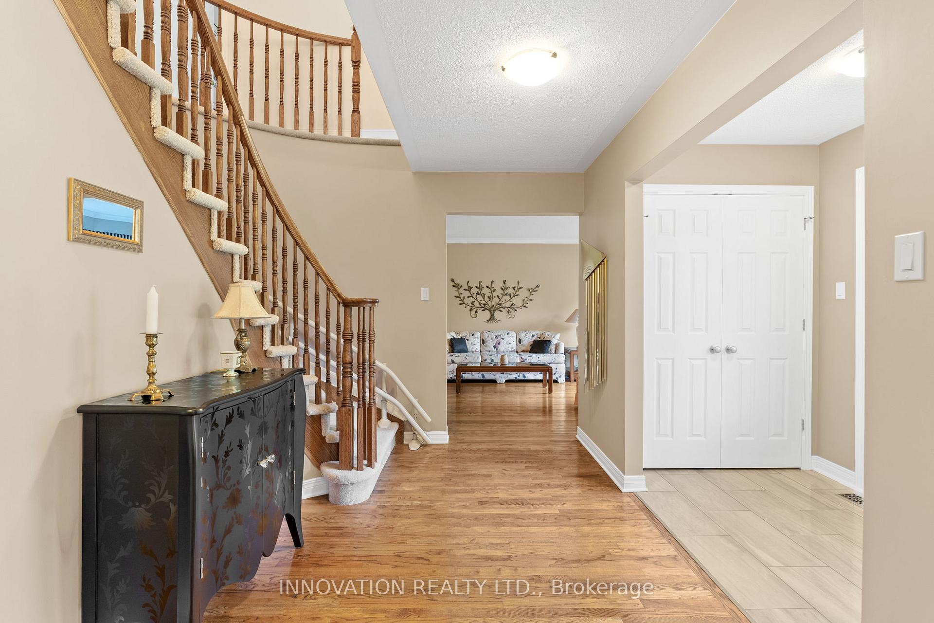 1410 Sherruby Way, Kanata — photo 4 of 5