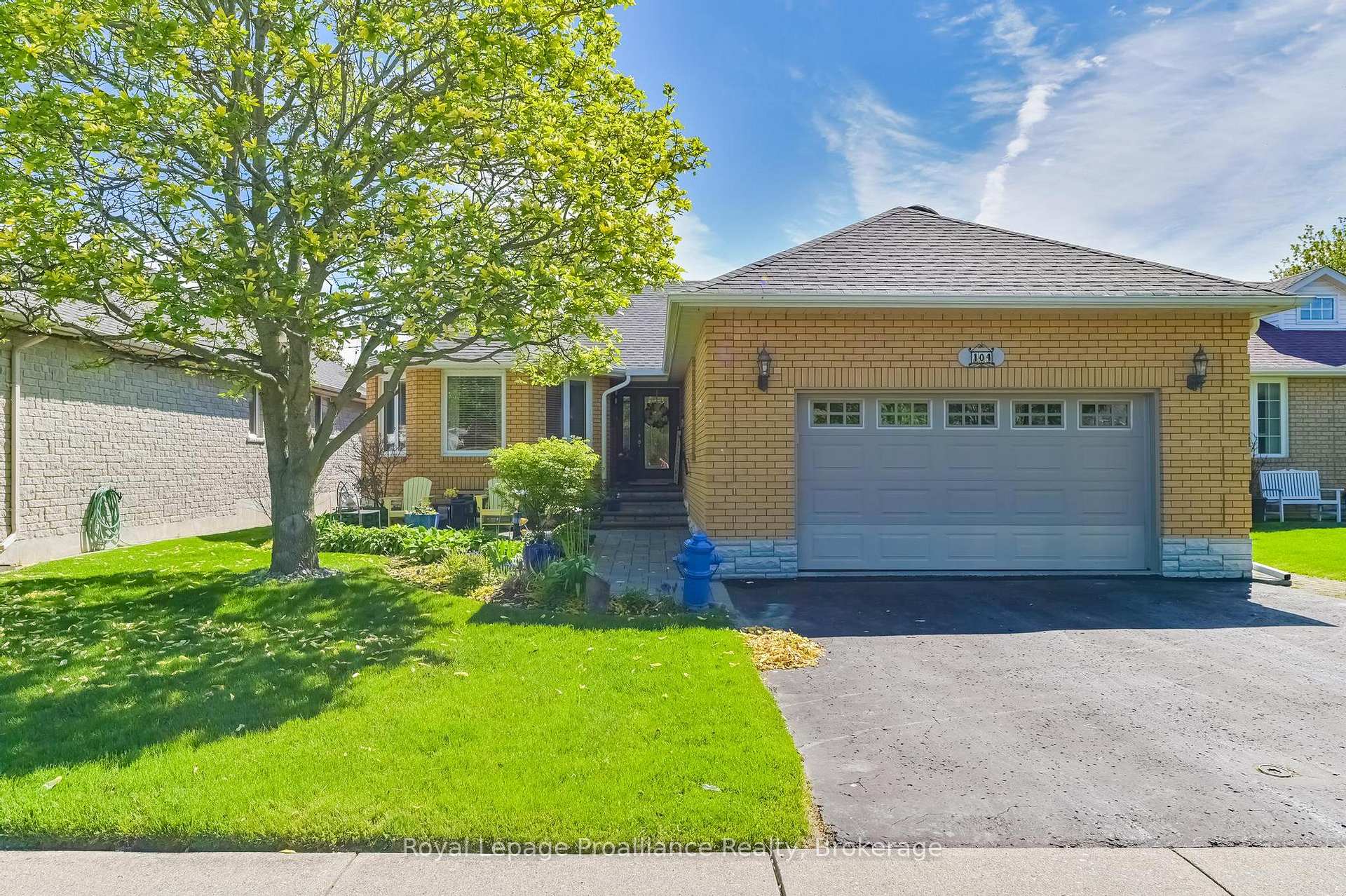 104 East House Crescent, Cobourg, ON K9A 5K4 — Cobourg, Ontario