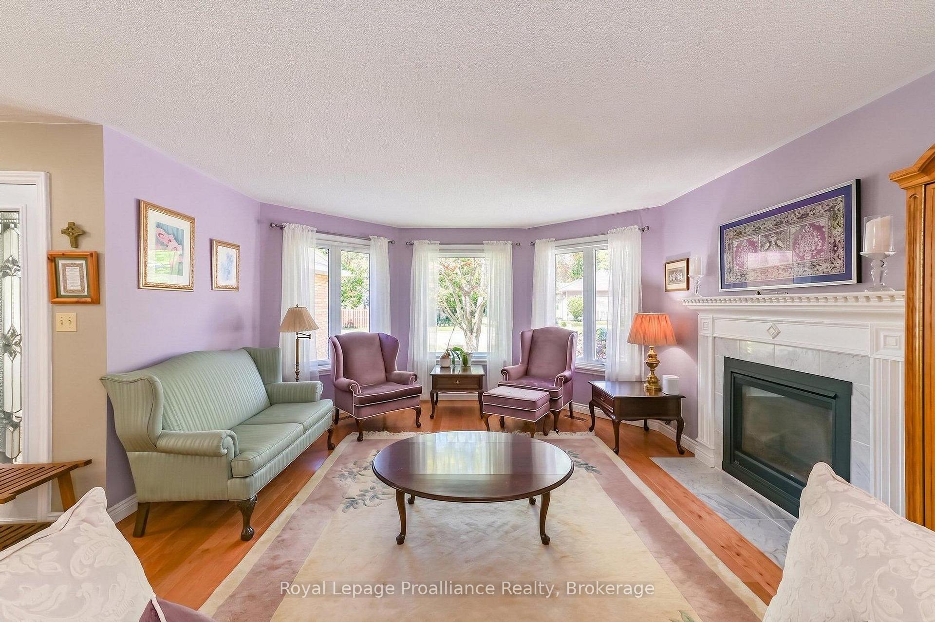 104 East House Crescent, Cobourg — photo 3 of 5