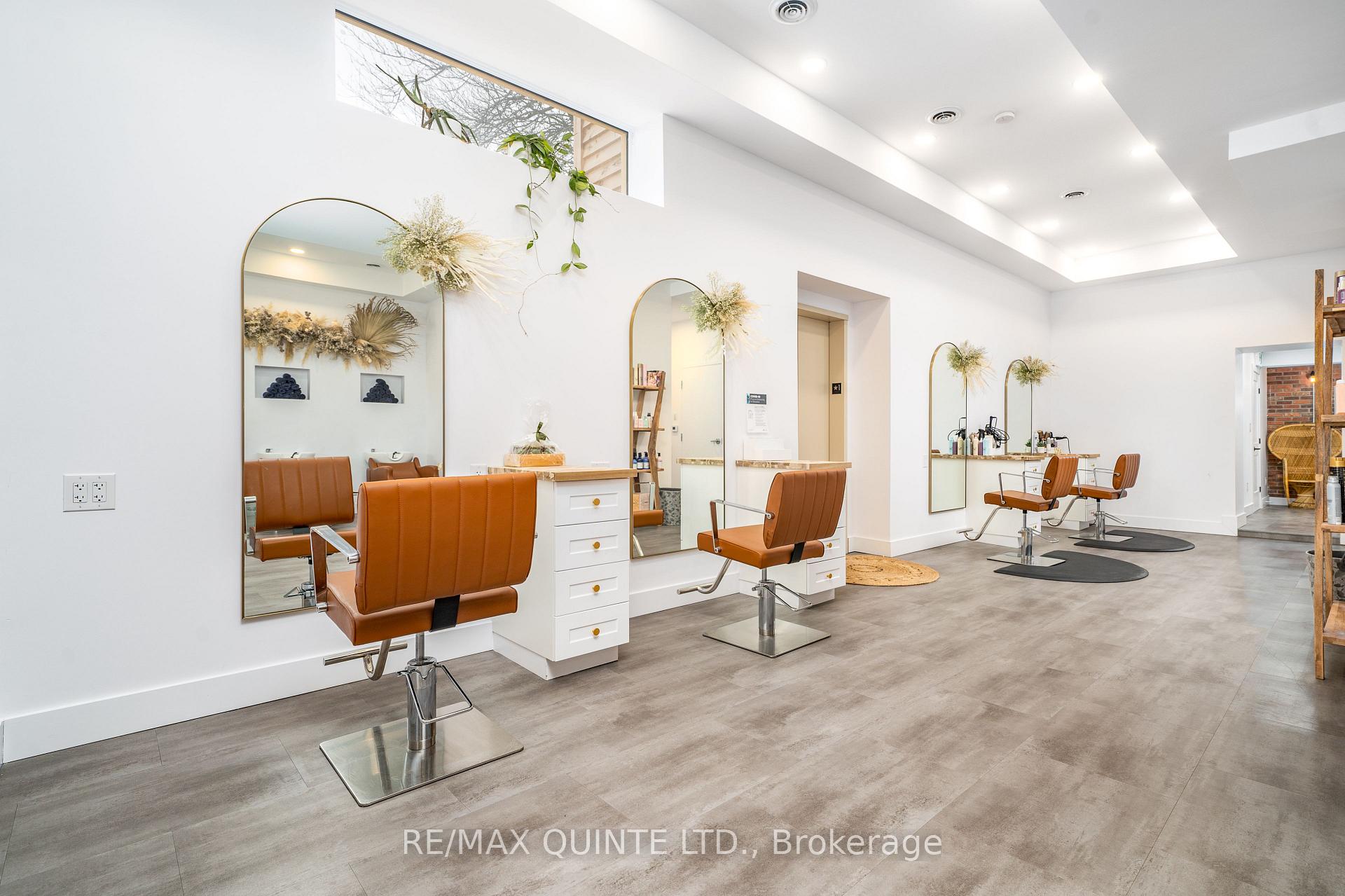 112 Front Street, Belleville, ON K8N 2Y7 — Belleville, Ontario