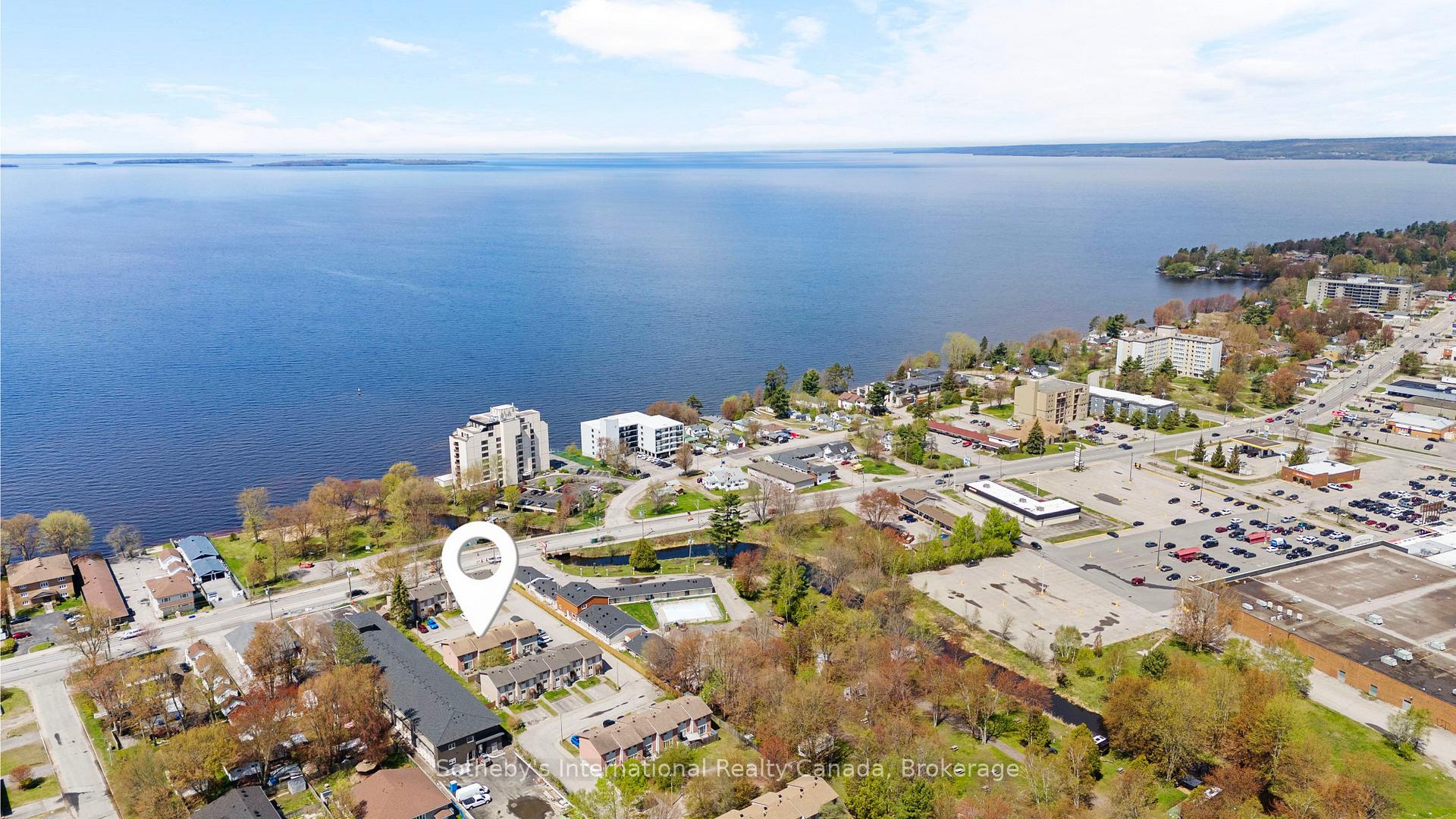 450 Lakeshore Drive B3, North Bay — photo 2 of 5