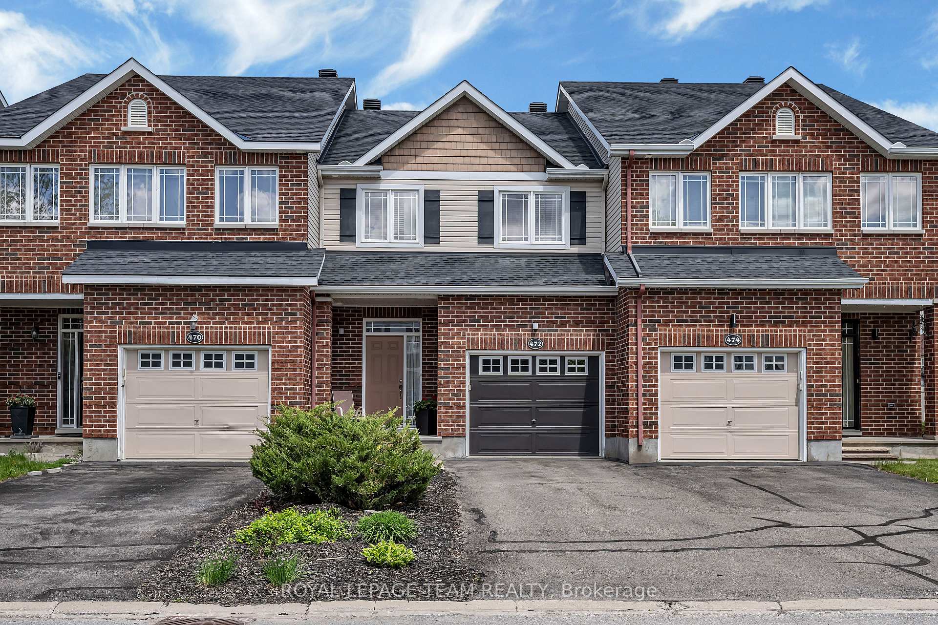 472 Celtic Ridge Crescent, Kanata, ON K2W 0B2 — Kanata, Ontario