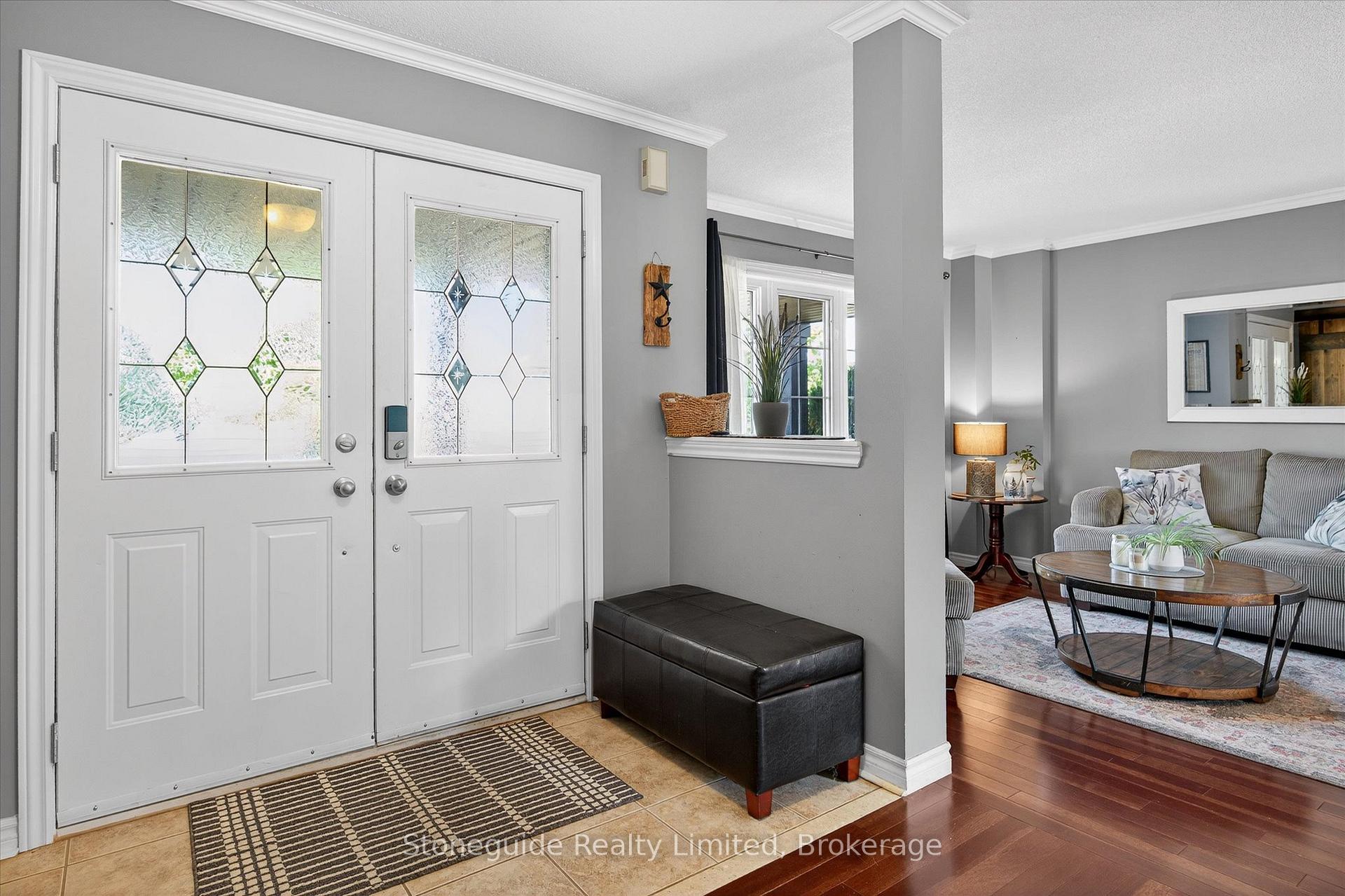 1726 Ravenwood Drive, Peterborough — photo 4 of 5