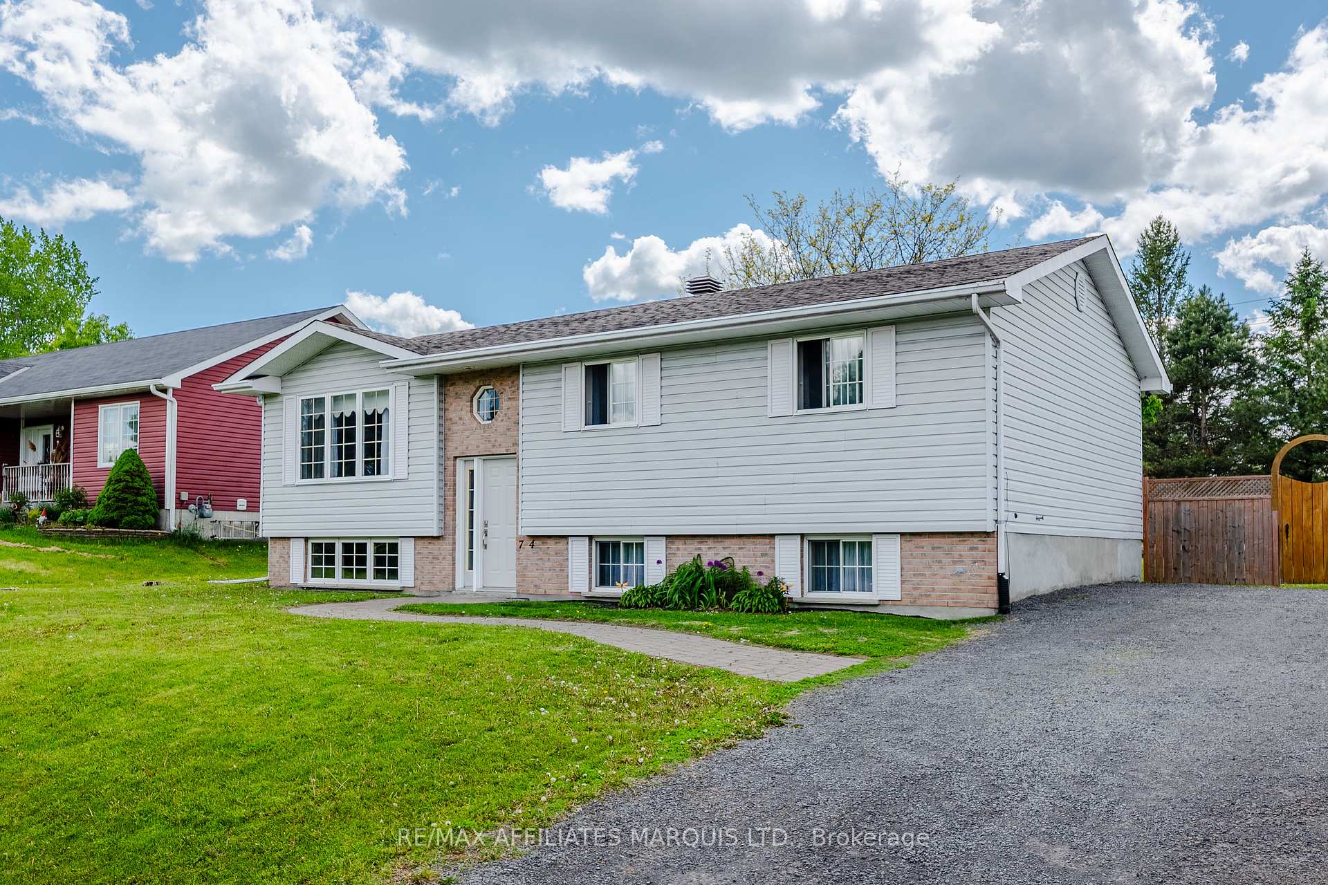 74 Columbia Avenue, South Stormont — photo 4 of 5