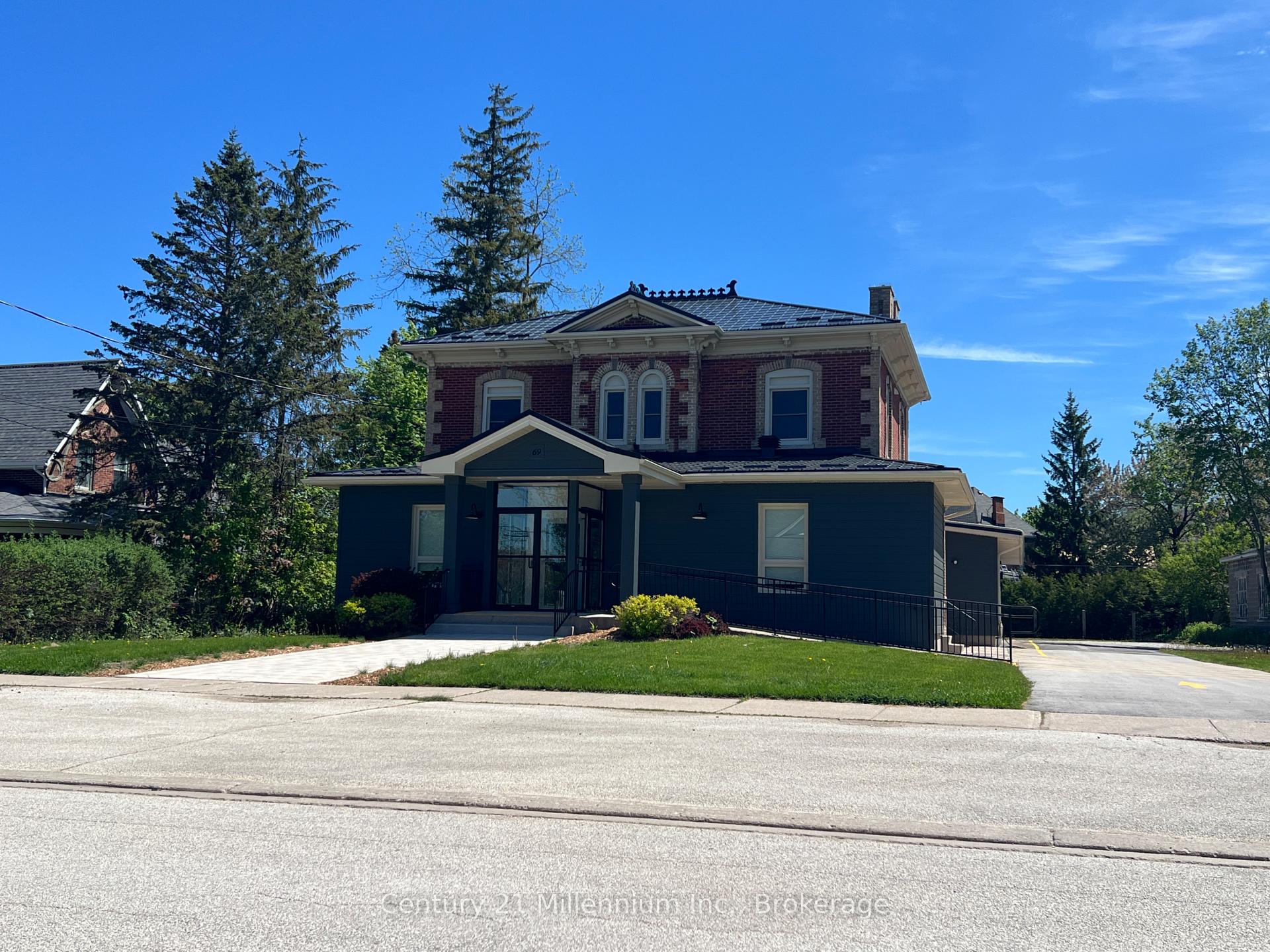 69 Denmark Street 1, Meaford, ON N4L 1B9 — Meaford, Ontario
