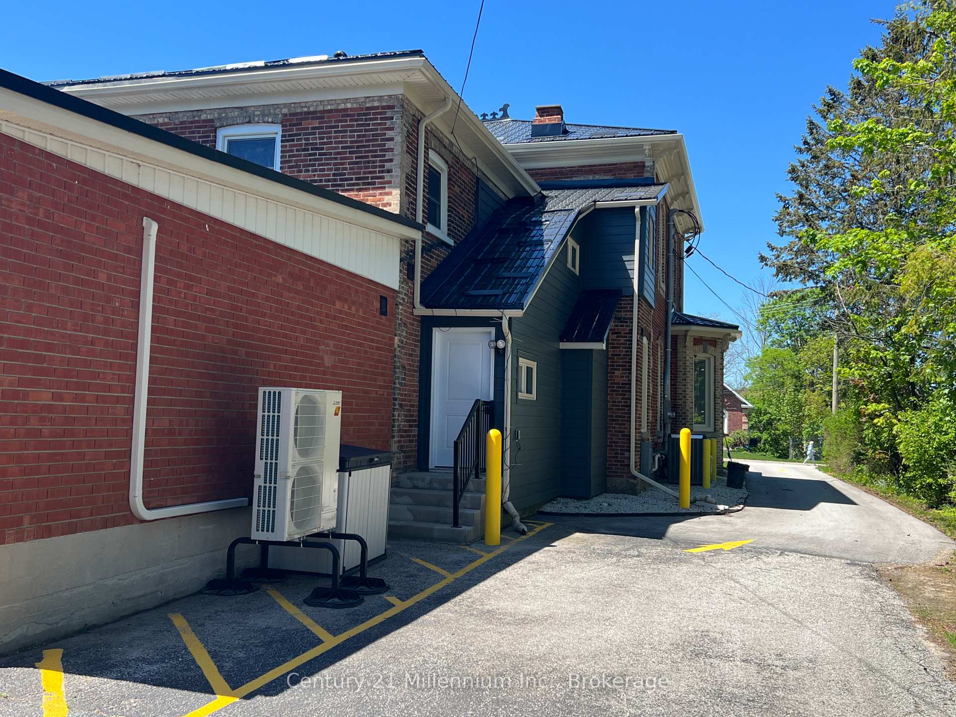 69 Denmark Street 1, Meaford — photo 2 of 5