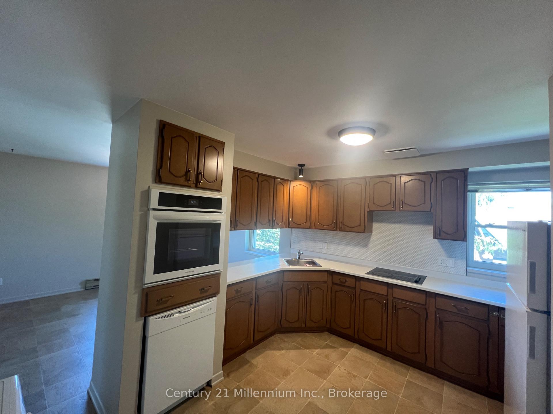 69 Denmark Street 1, Meaford — photo 5 of 5