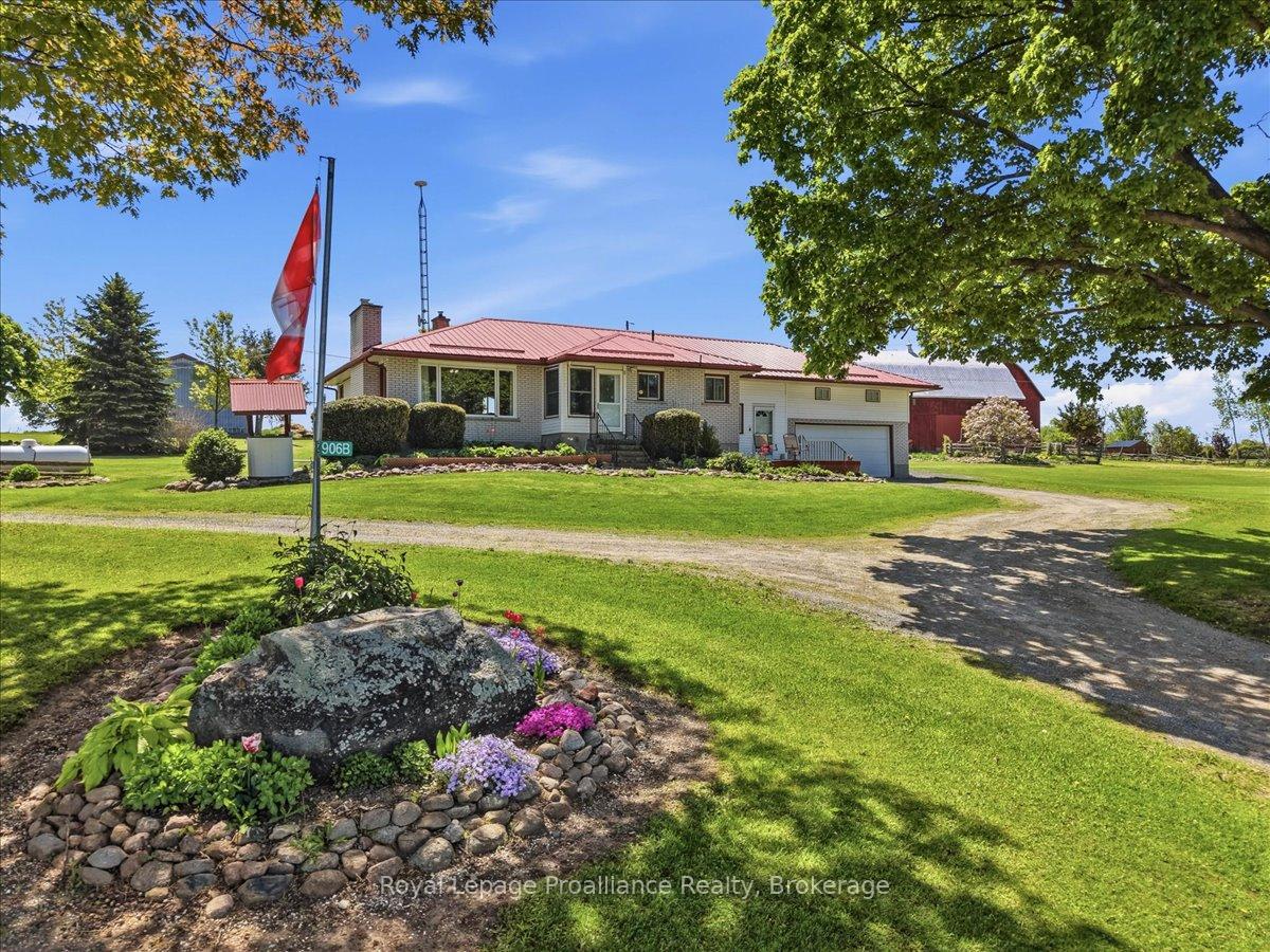 906 N Big Island Road, Prince Edward County — photo 3 of 5