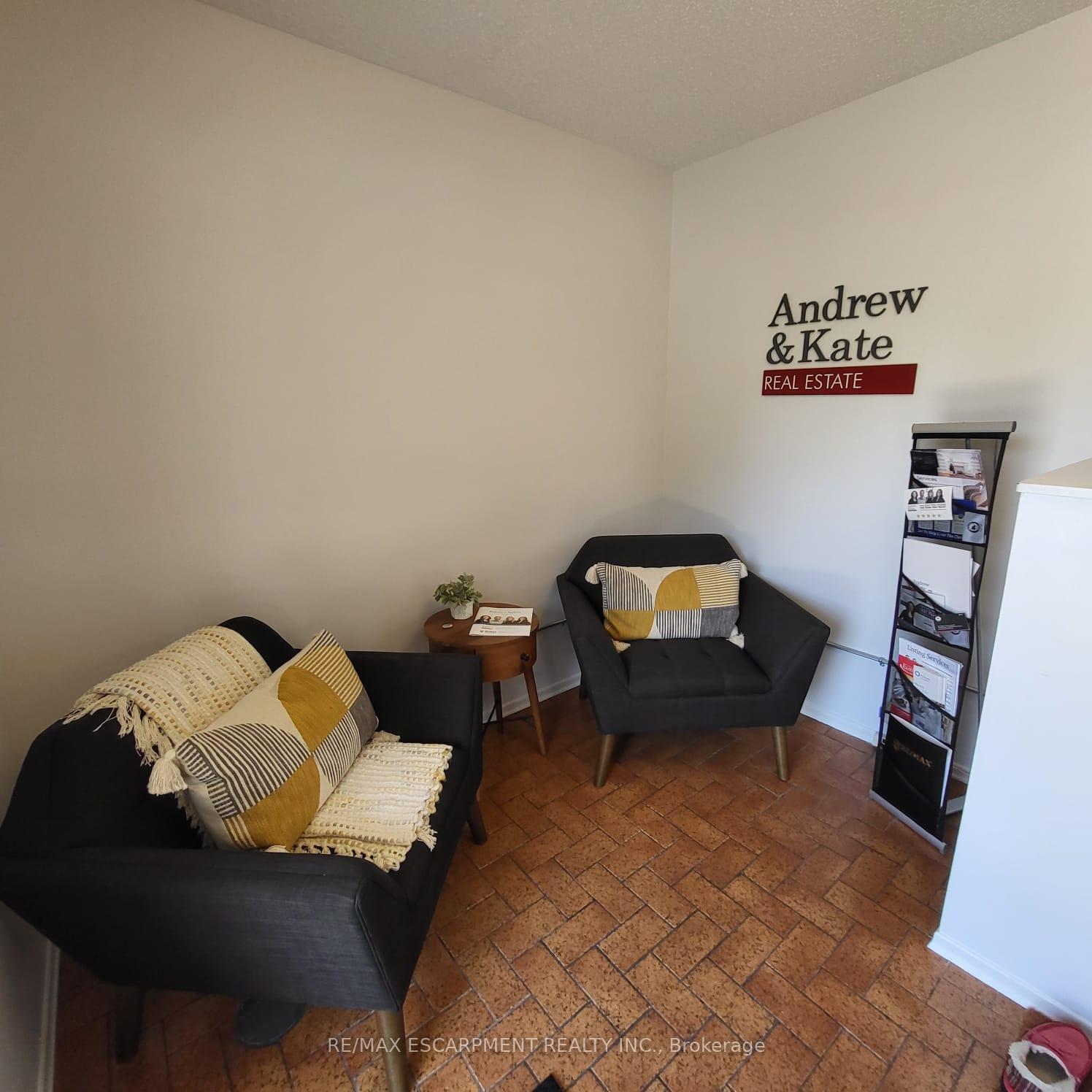 325 Fairview Drive, Brantford — photo 5 of 5