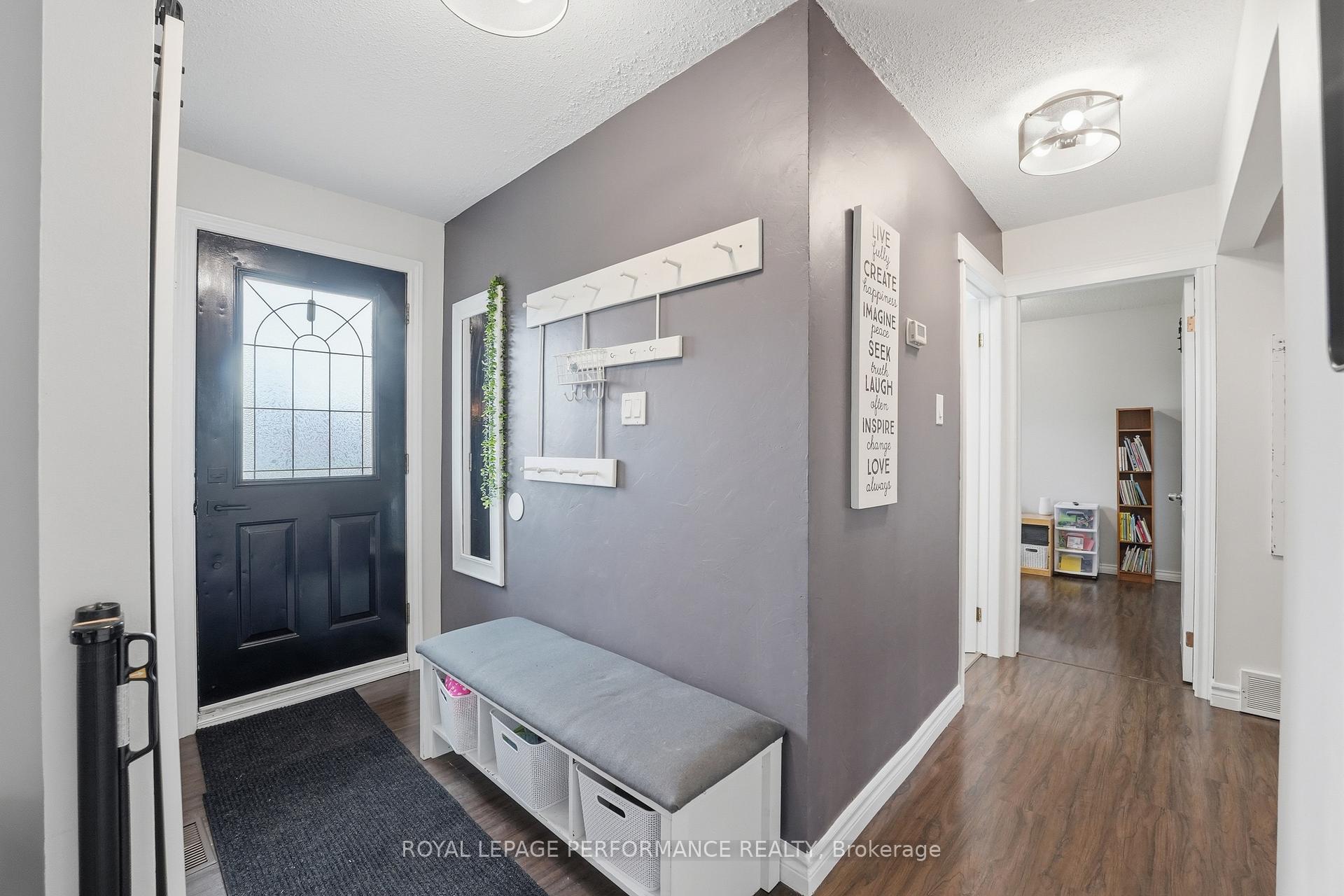 3071 Young Street, Clarence-Rockland — photo 3 of 5
