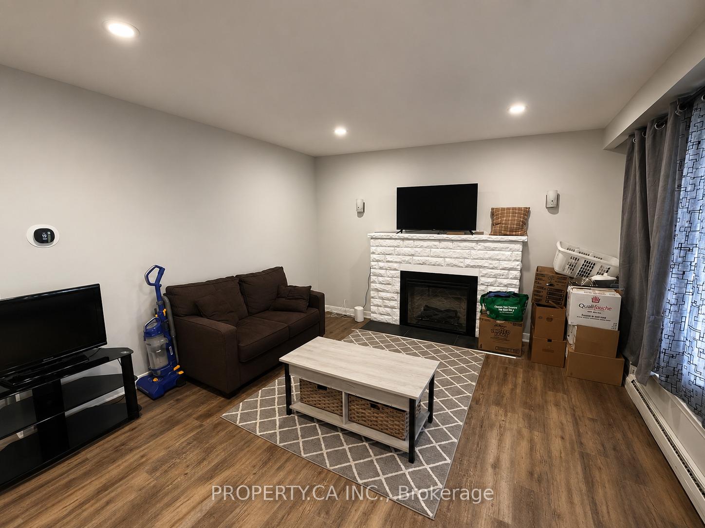 9 Garnet Road Upper, Brantford — photo 2 of 5