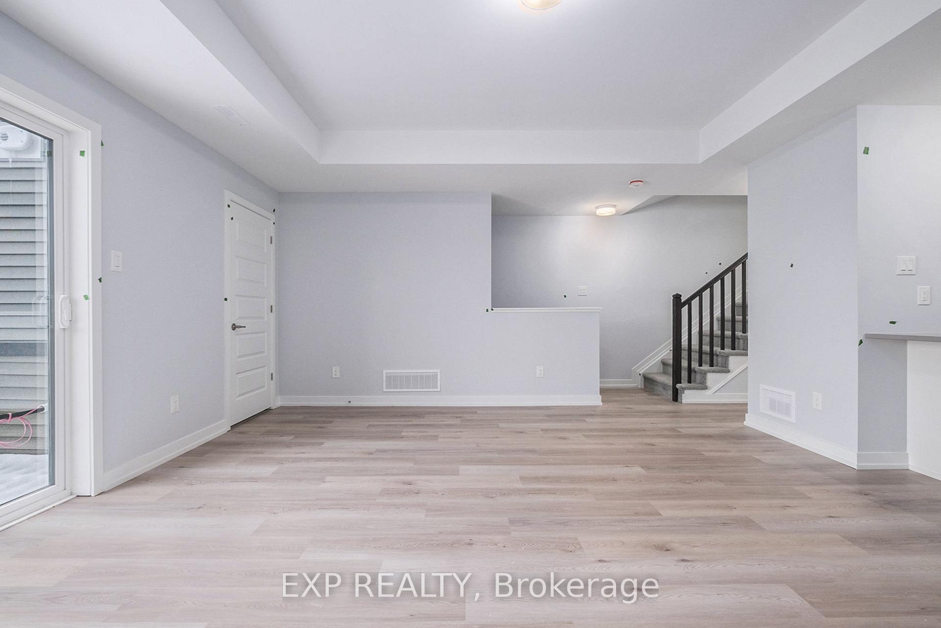 6538 Linseed Road, Kanata — photo 4 of 5