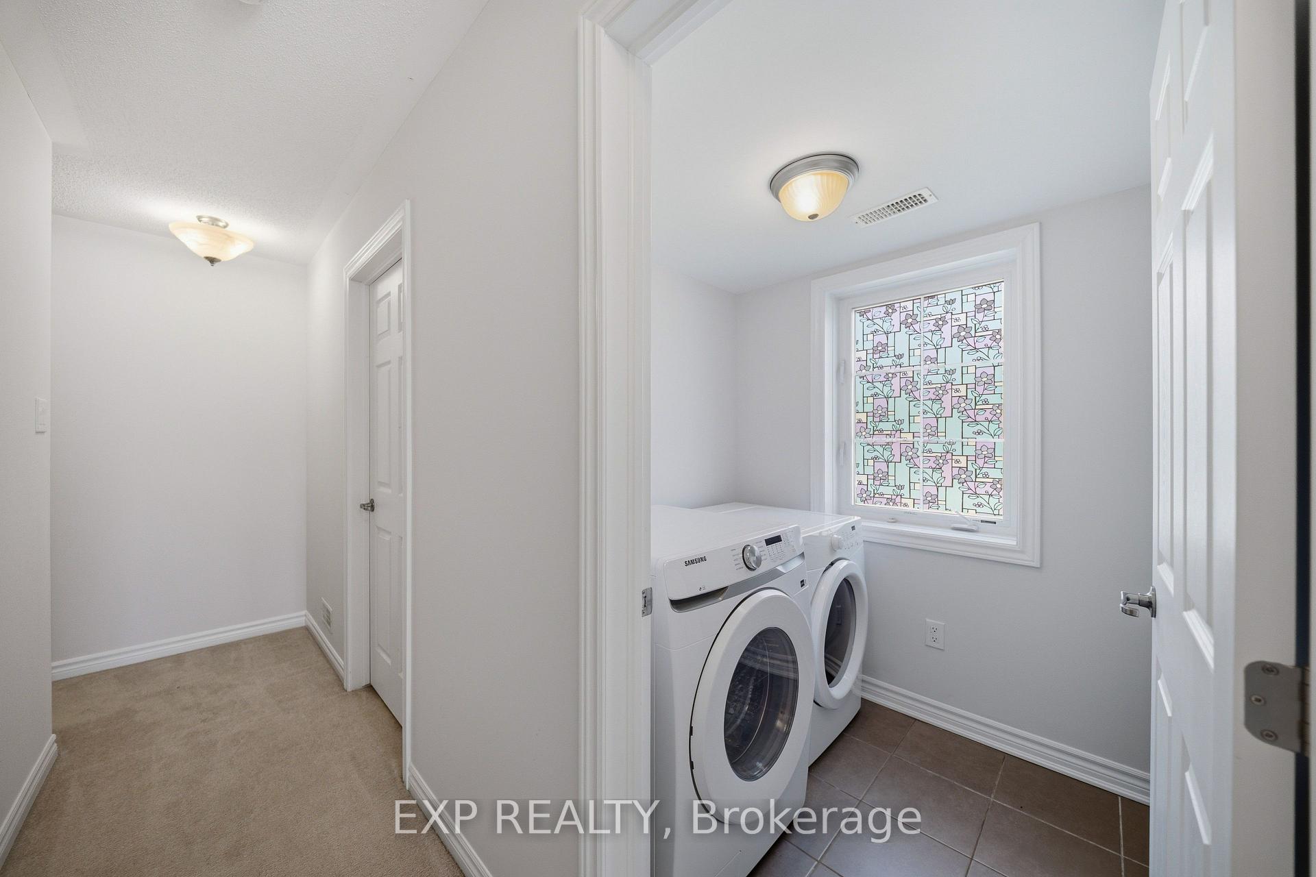 429 Rosingdale Street, Kanata — photo 4 of 5